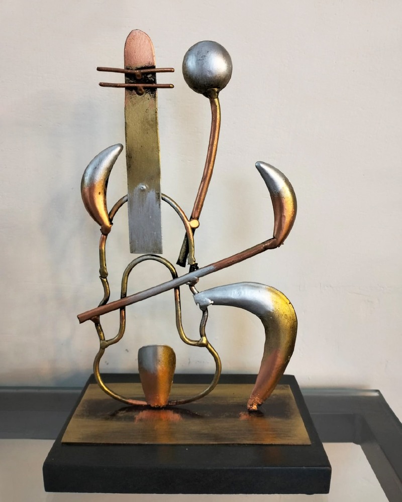 Order Happiness Iron Decorative Sitar Abstract Table Showpiece For Home Living Room Bedroom Office Decoration