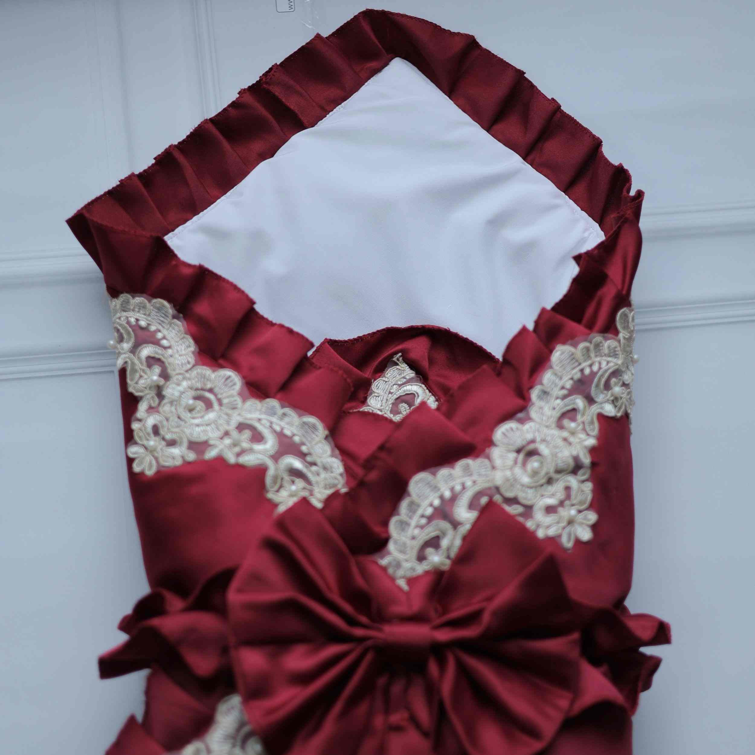 Little Maroon Muffin Wrap