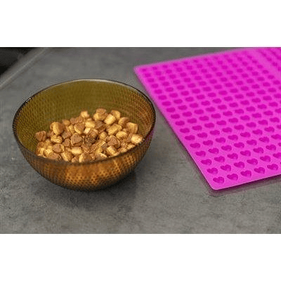 Trixie Baking Mat With Hearts for Dog Silicone (38x28 cm)