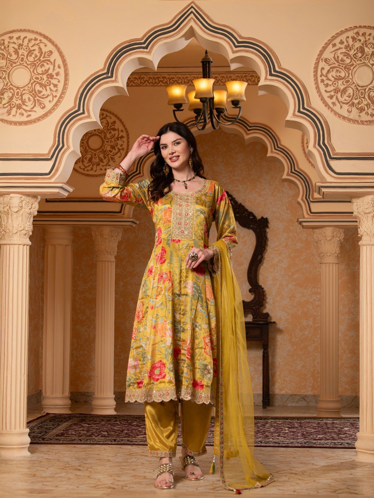 ALBION FANCY LADIES ETHNIC GOLD KURTI SET