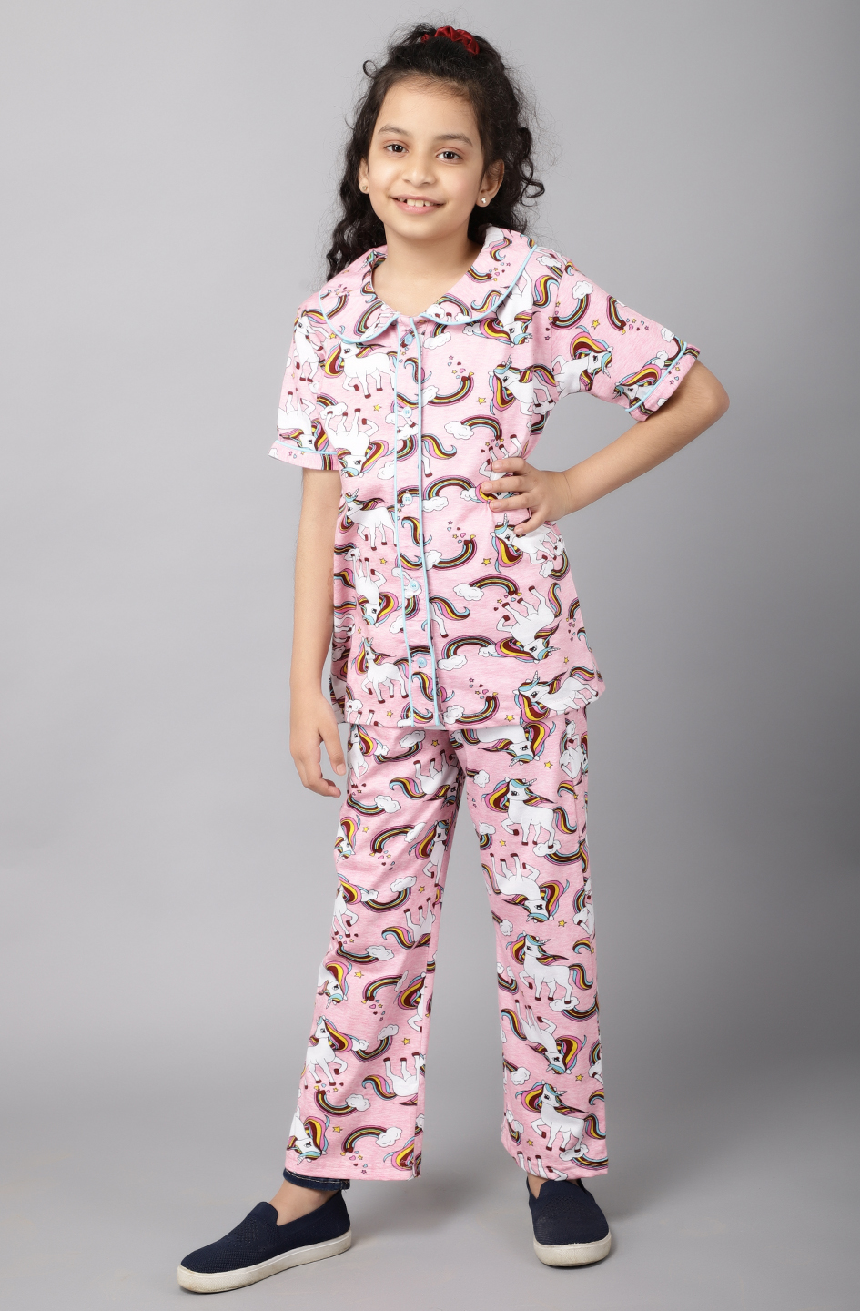 Ninos Dreams Unicorns Printed Half Sleeves Girls Night Suit-Pink
