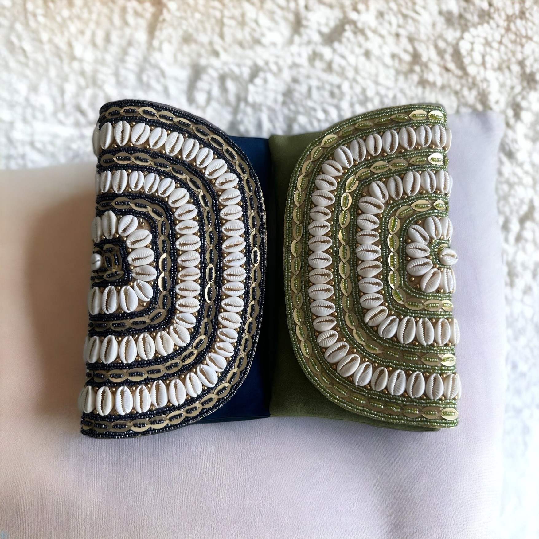 Mehendi Artisan Auras Clutch