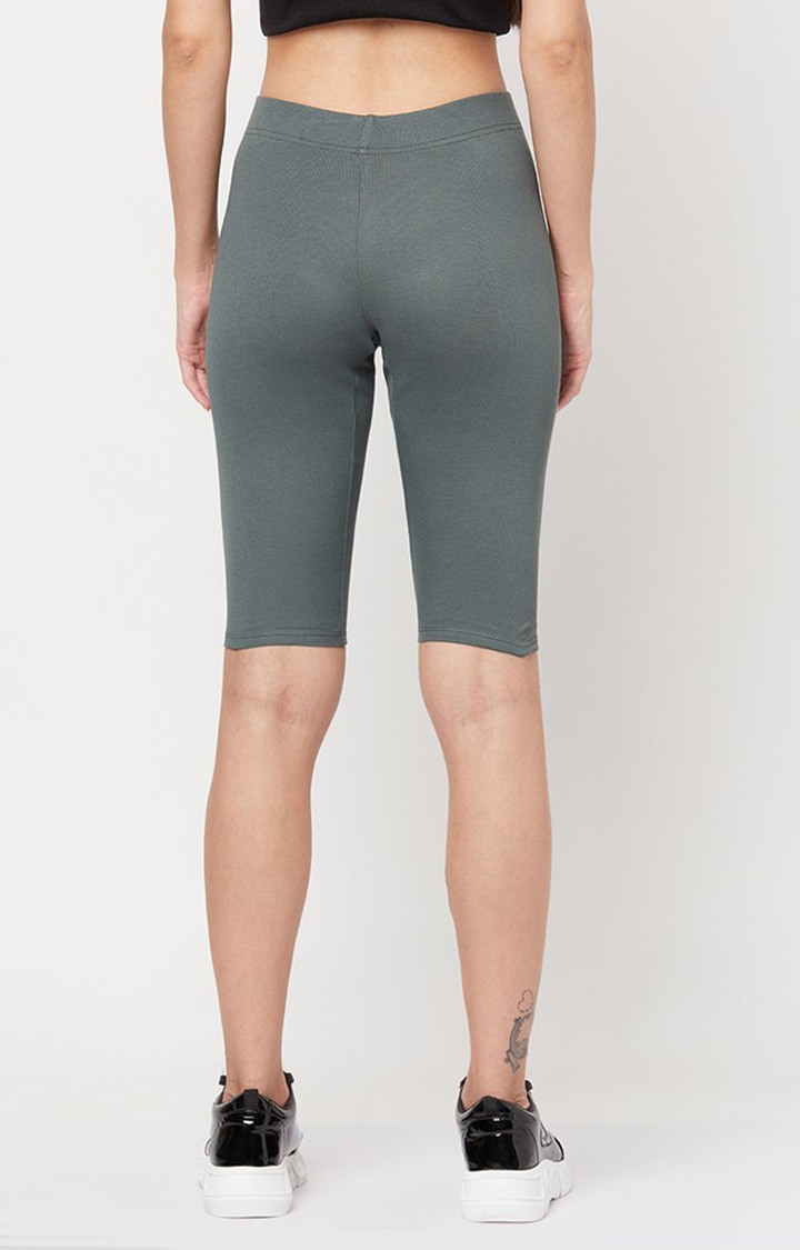 Women's Green Cotton Blend Solid Cycling Shorts