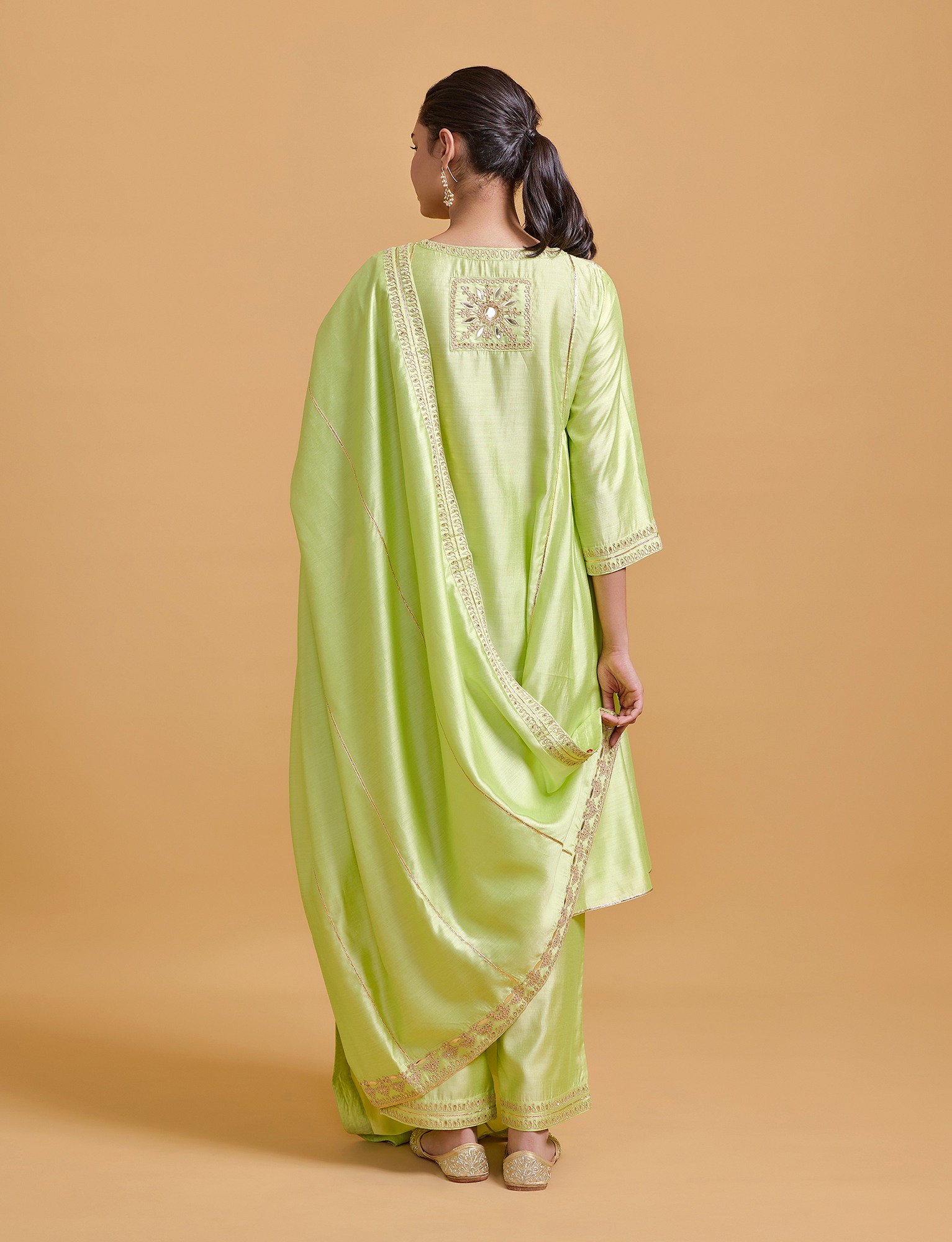 Zeenat Pista Dupatta
