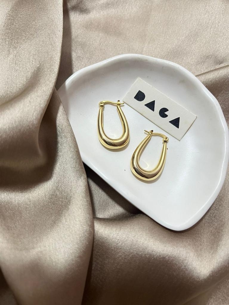 DAGA | gold small oval hoops undefined