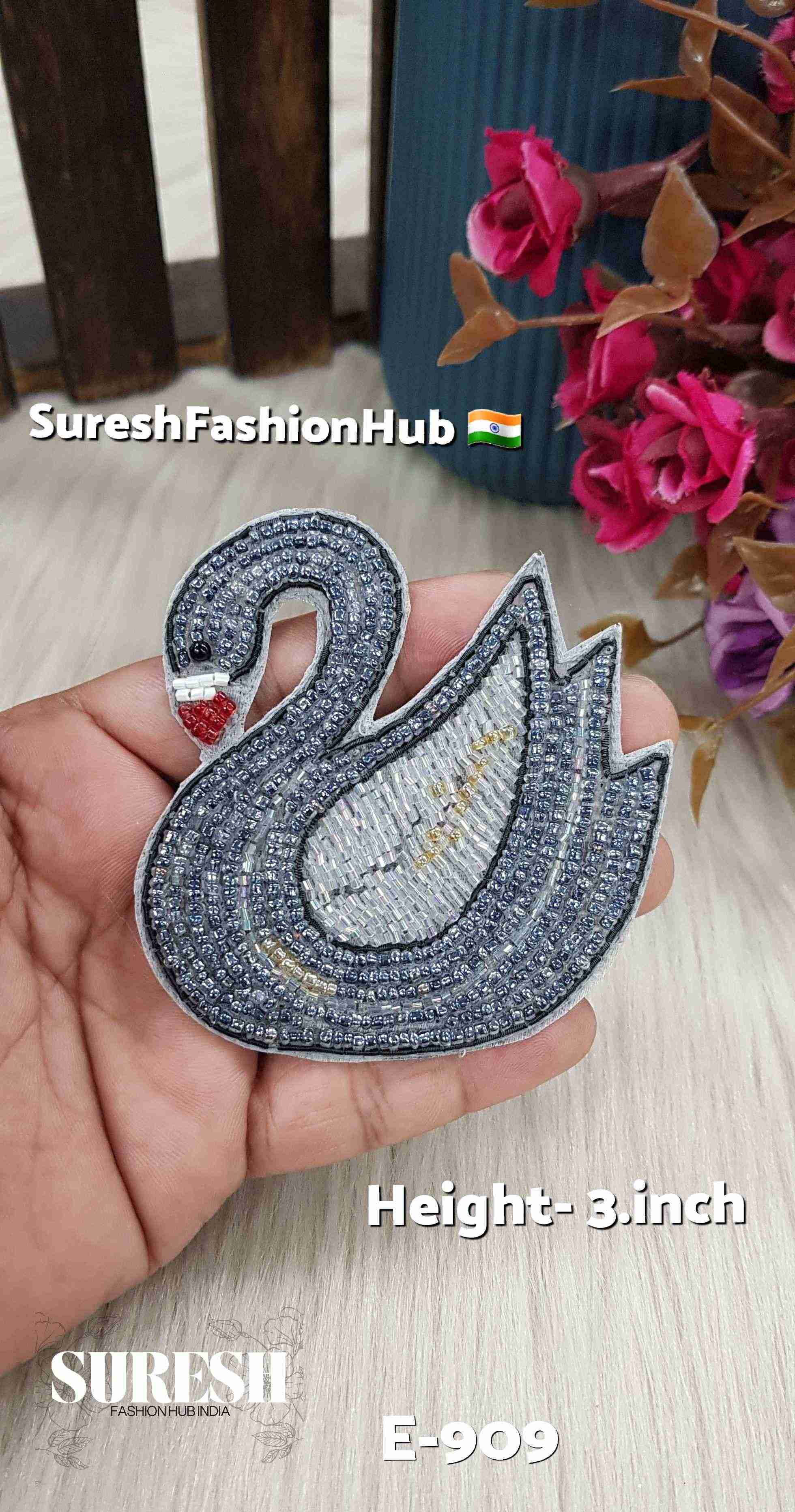Grey Left Facing Swan Patch – E-909