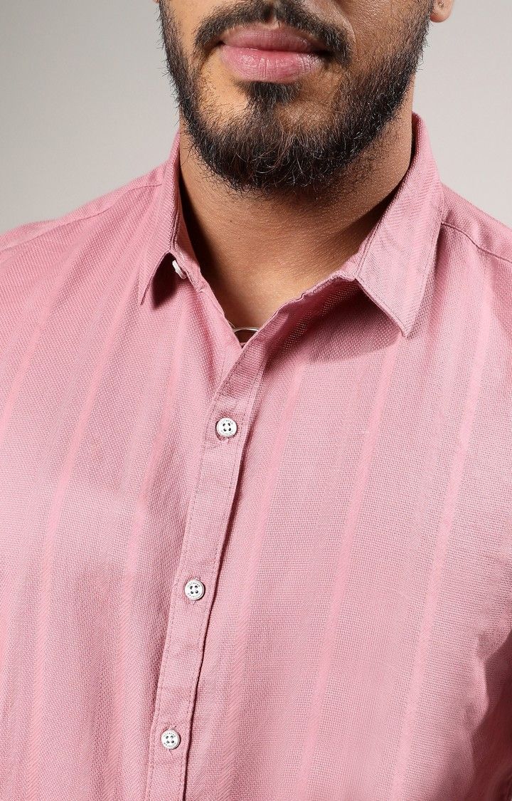 Men's Pink Solid Casual Shirts