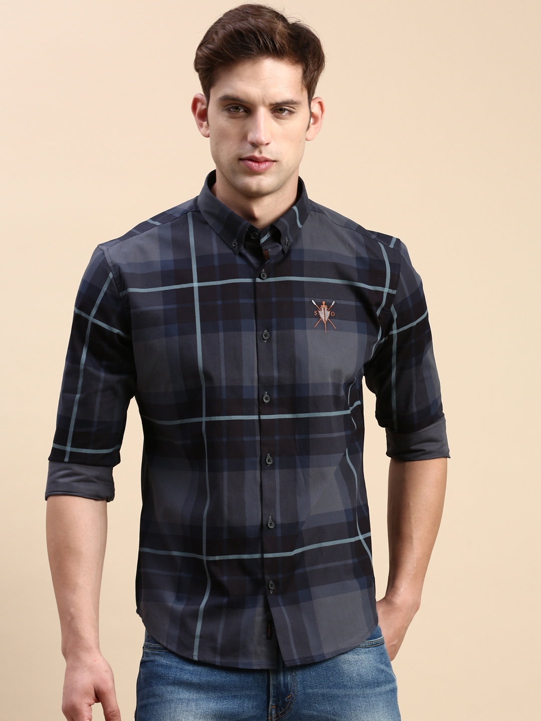 Showoff | SHOWOFF Men's Spread Collar Navy Blue Slim Fit Checked Shirt 1