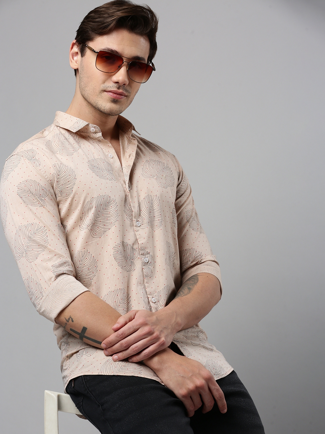 Showoff | SHOWOFF Men's Spread Collar Long Sleeves Printed Beige Shirt 0