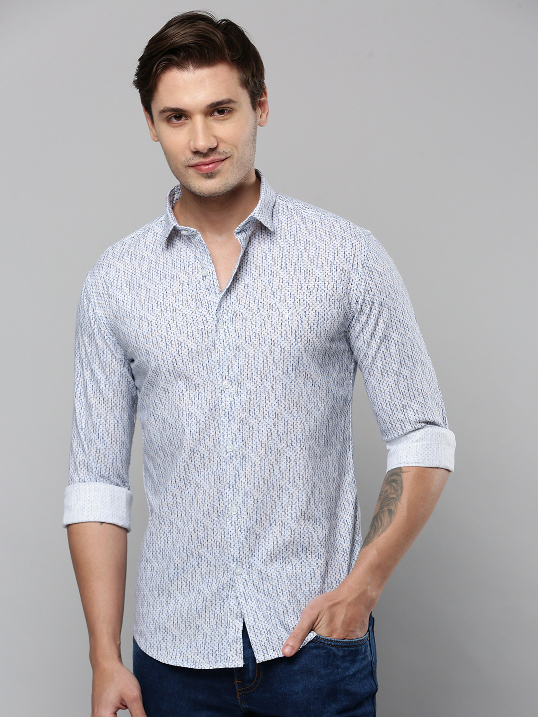 SHOWOFF Men's Spread Collar Long Sleeves Printed White Shirt