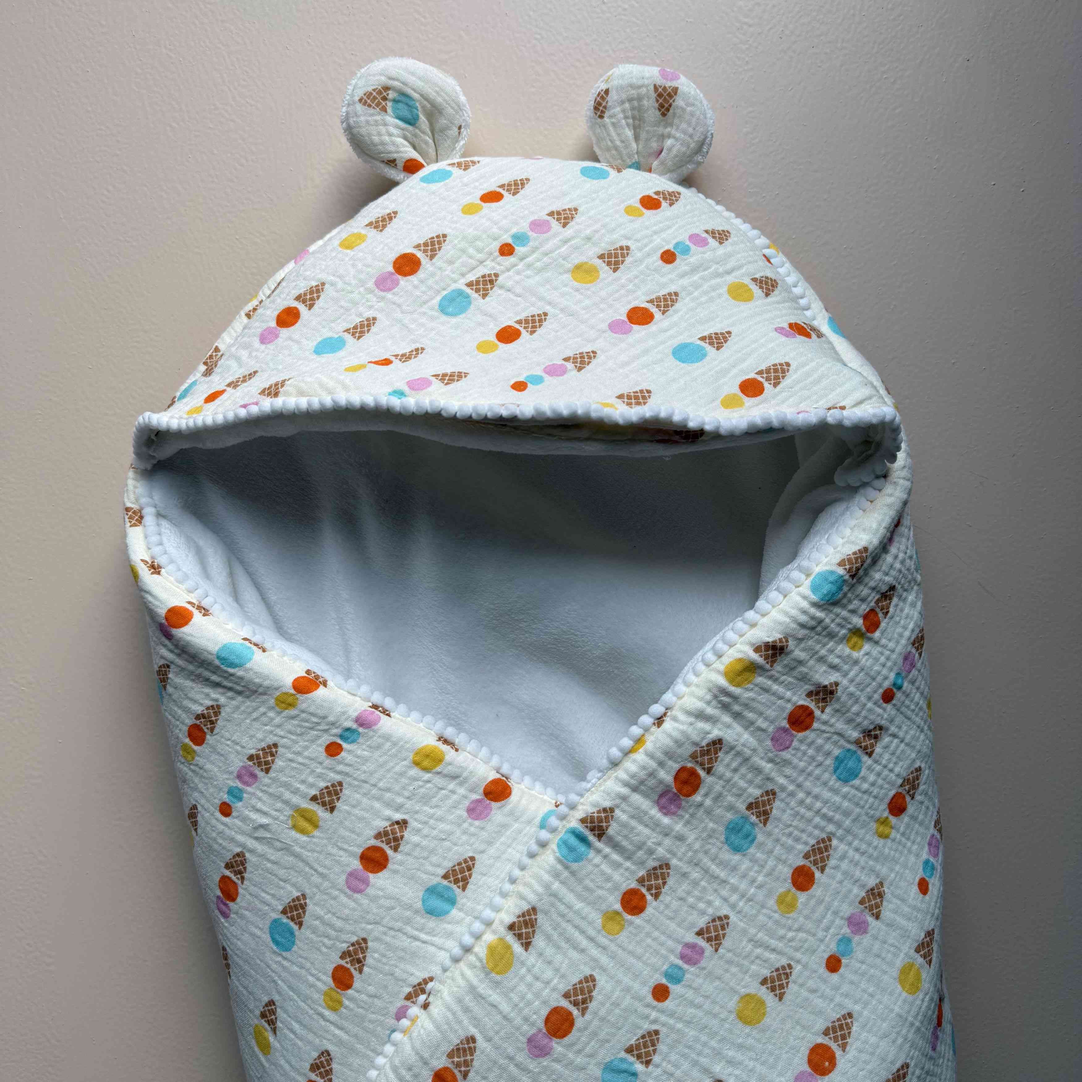 IceCream Cuddle Hooded Winter Drape