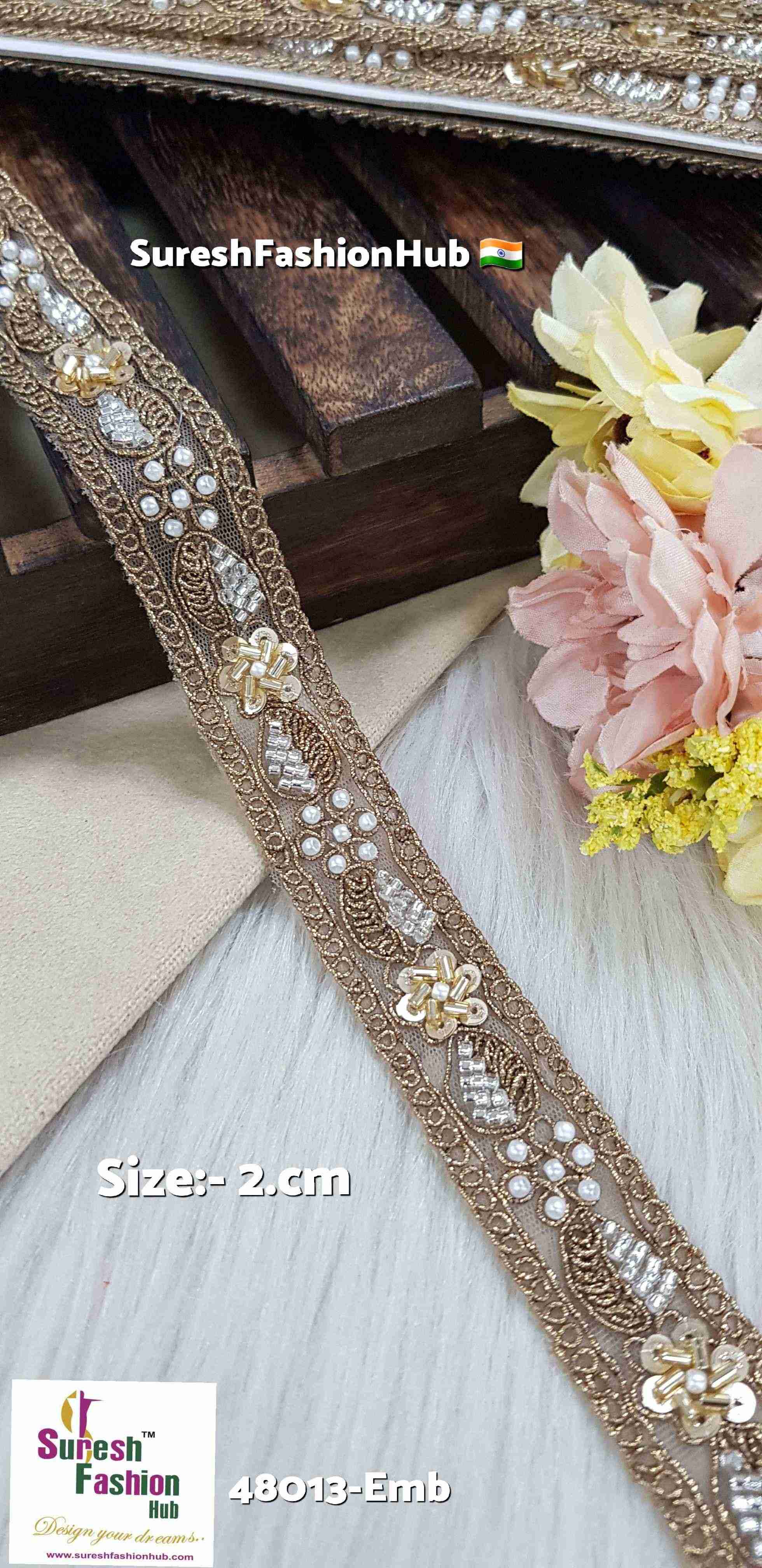 Matt Graceful Scalloped Floral Lace