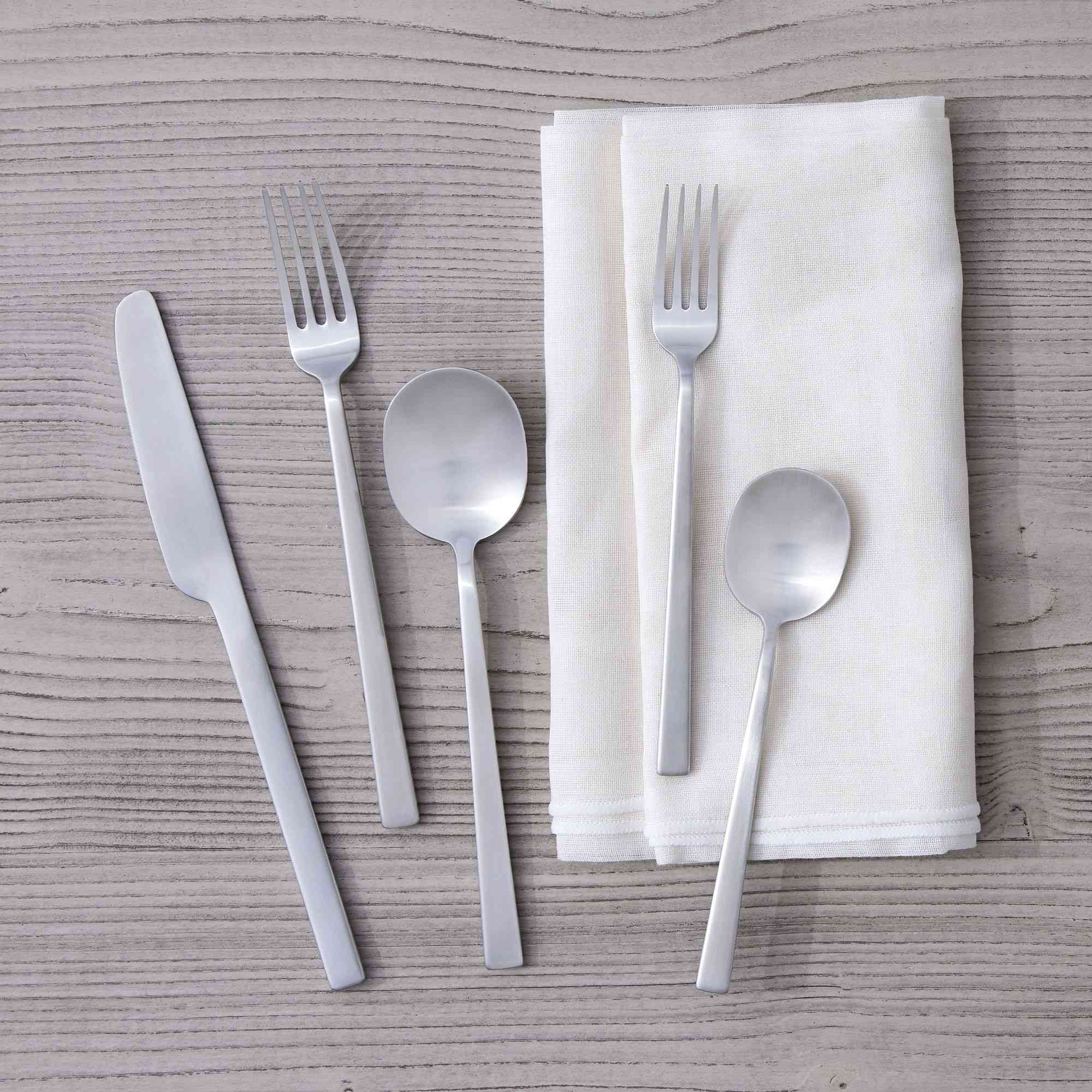 Kanto Stainless Steel Flatware Set