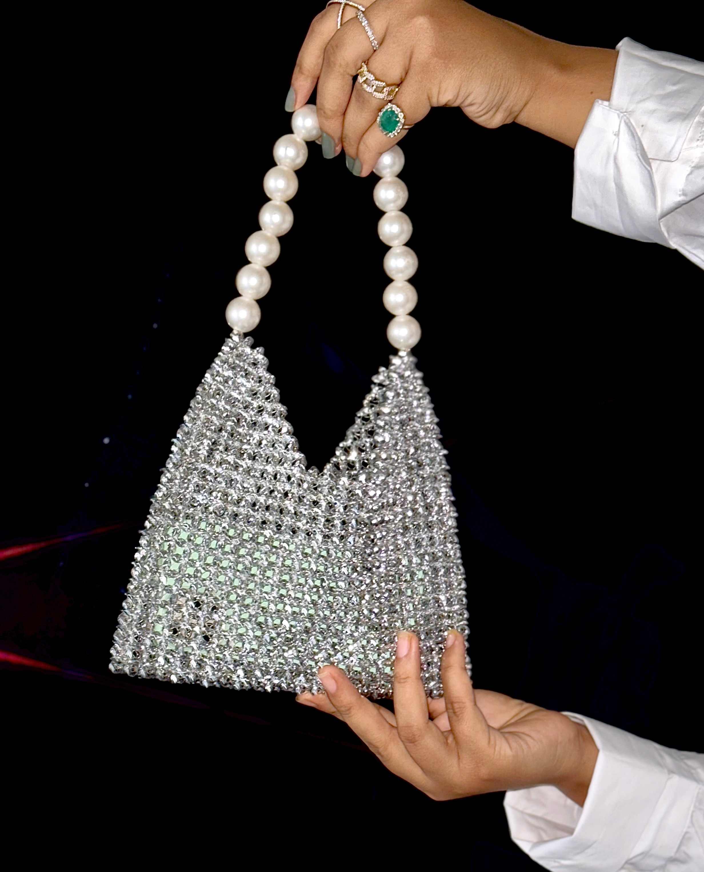Shiny Silver Bag With Pearl Handle (Big)