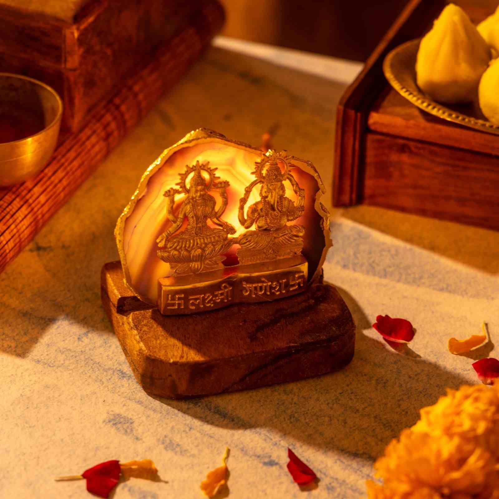Agate Stone Laxmi Ganesha