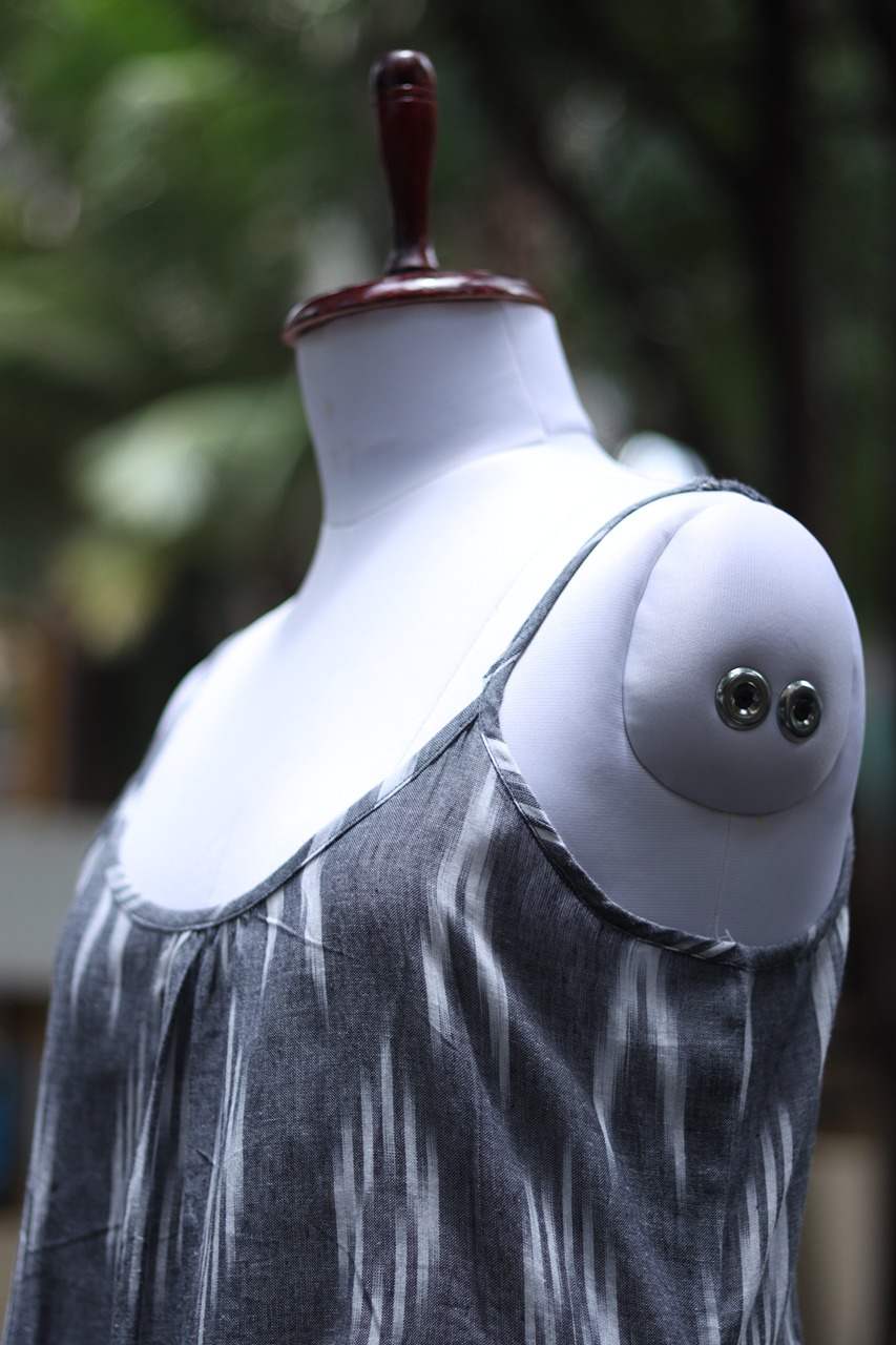 Ikkat Dark Grey
