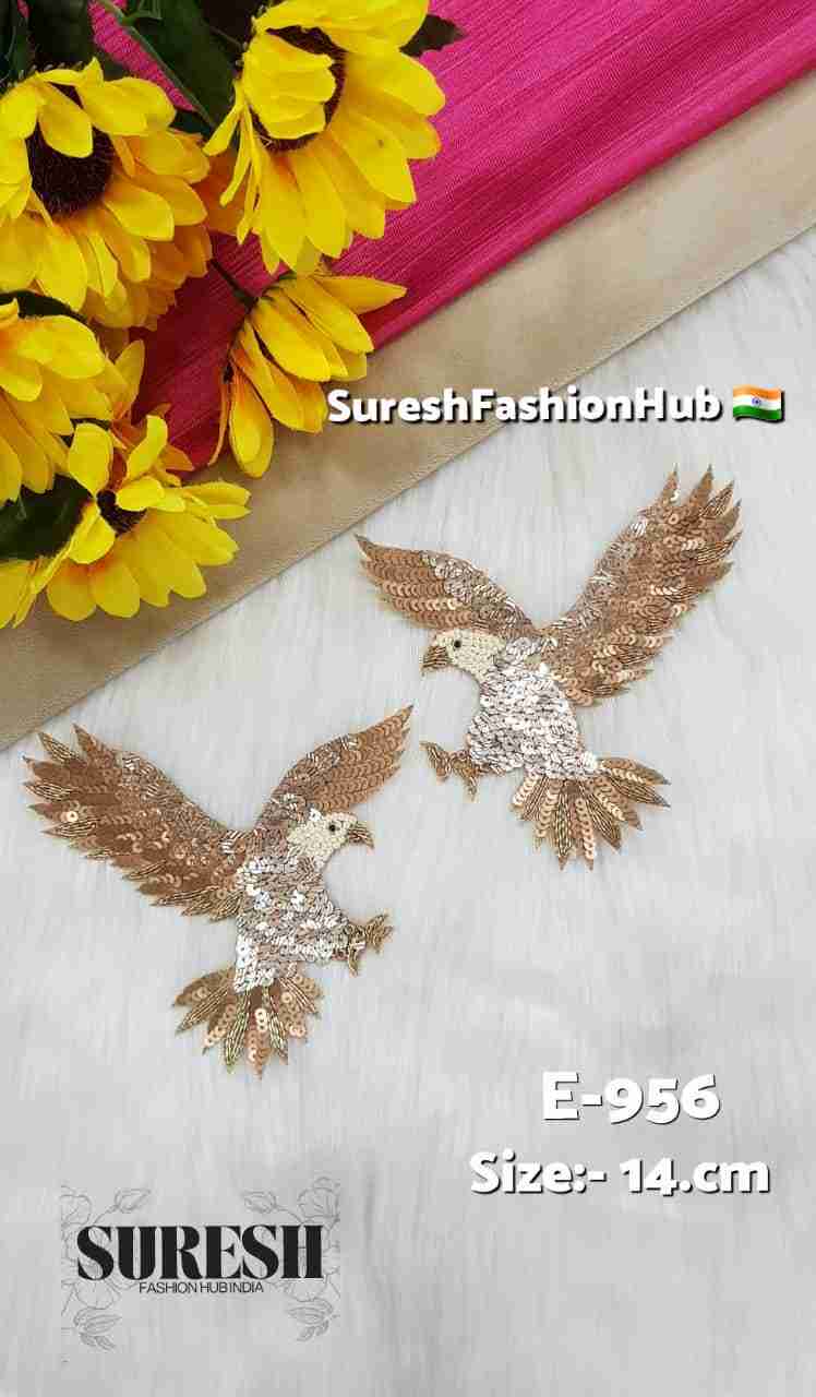 Left Side Facing Handmade Eagle Patch – E-956
