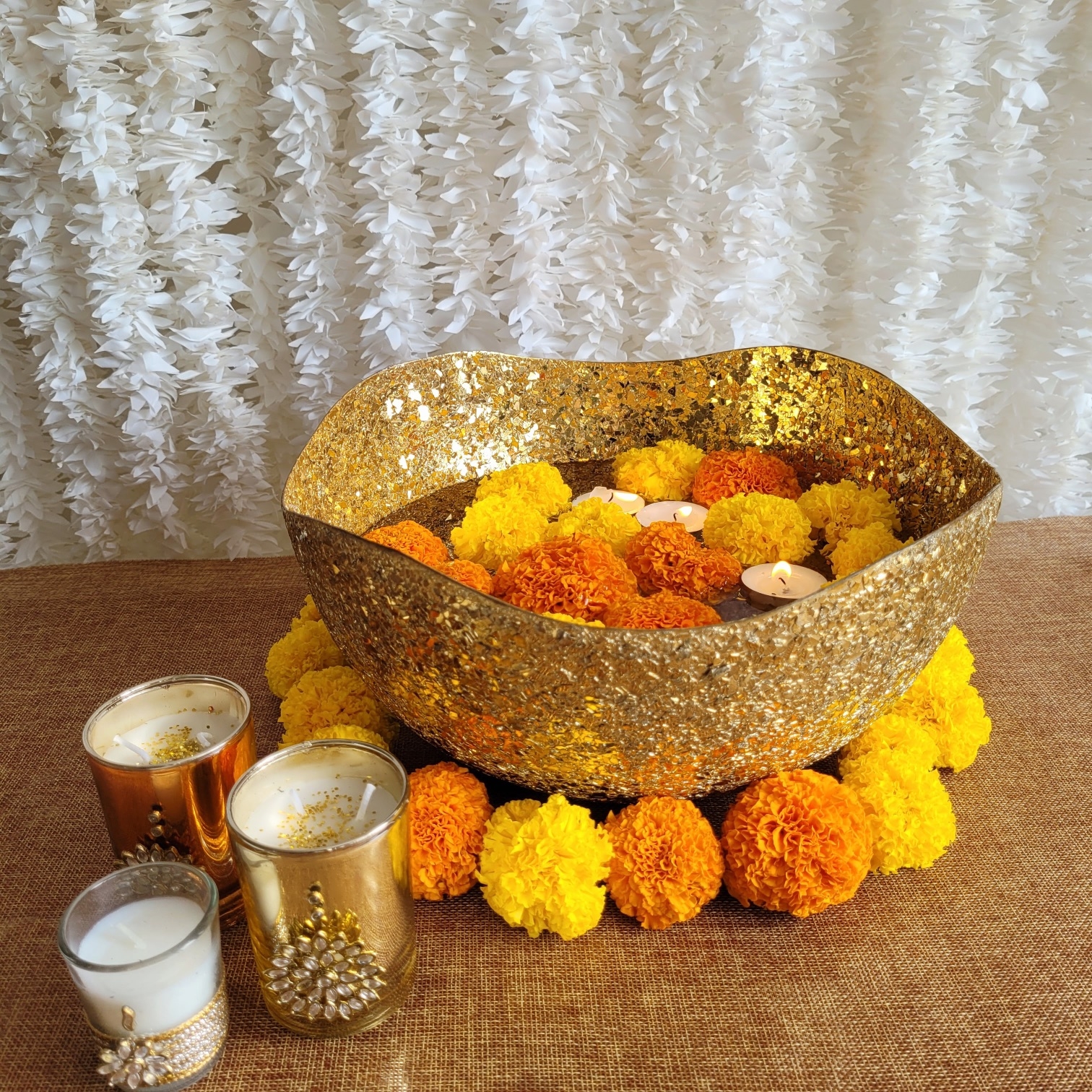 Floral art | Gold Glitter Bowl undefined