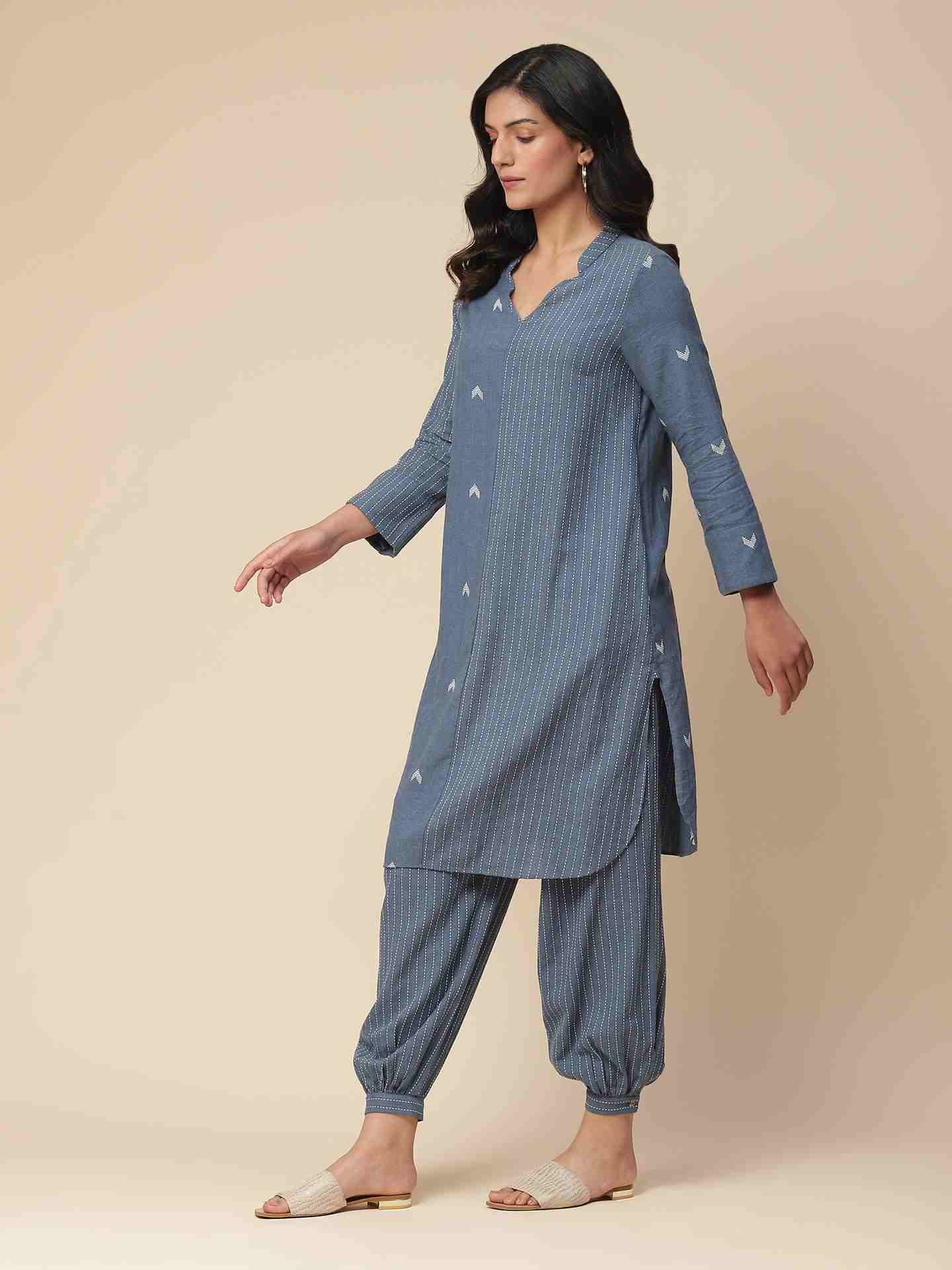 Blue Ramani Yarn-Dyed Kurta Set