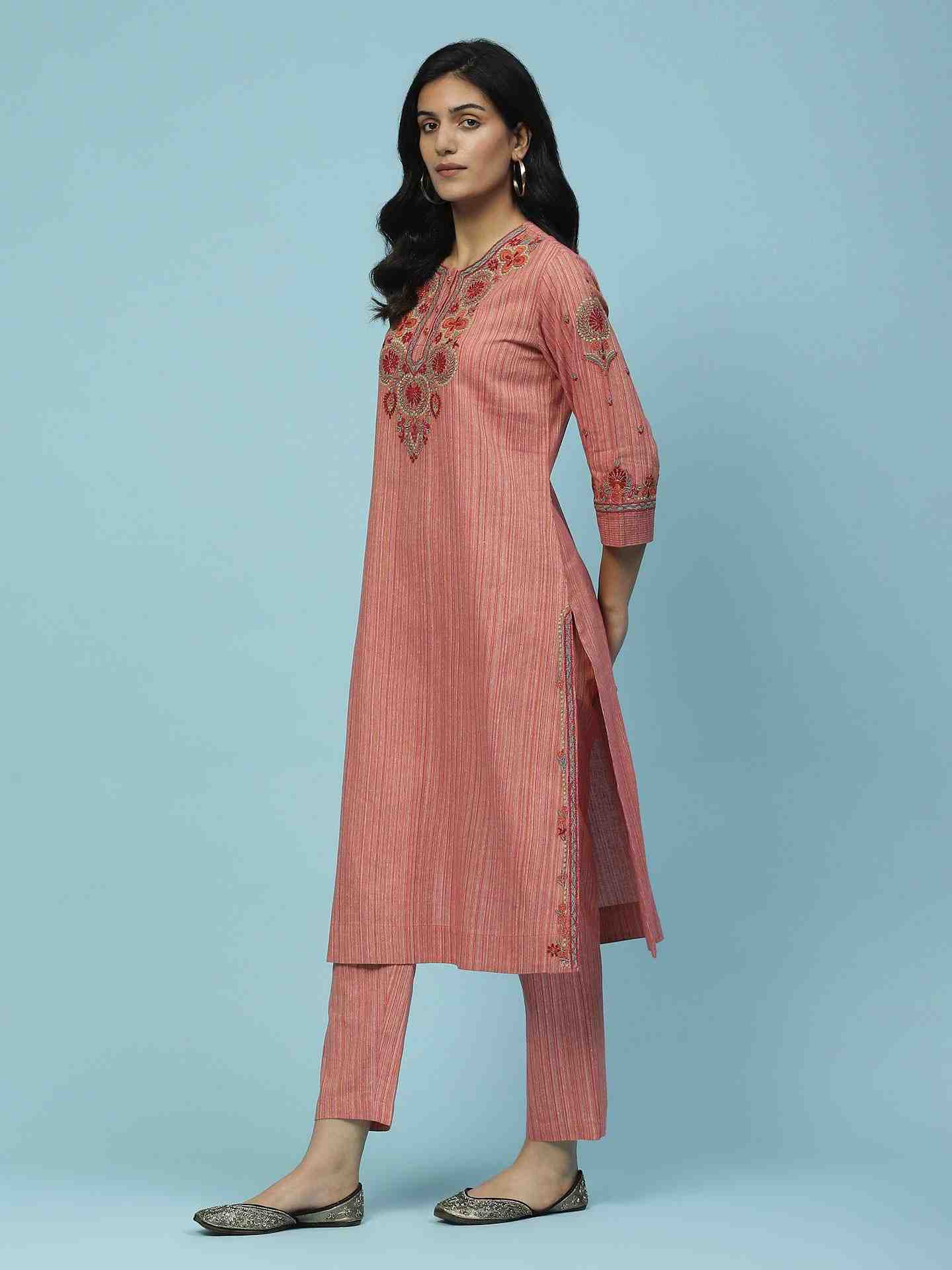 Pink Shagufta Yarn Dyed Kurta Set