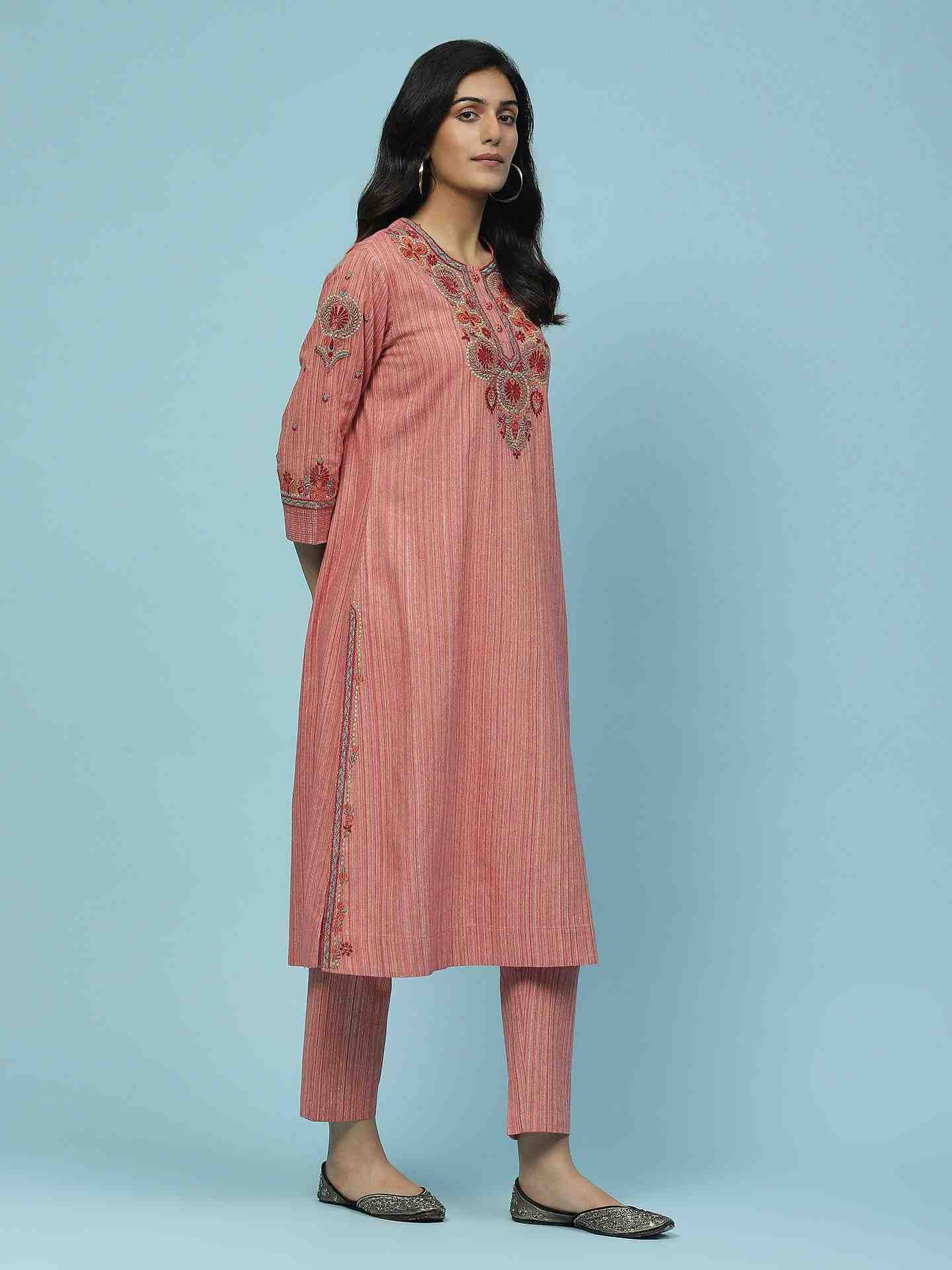 Pink Shagufta Yarn Dyed Kurta Set