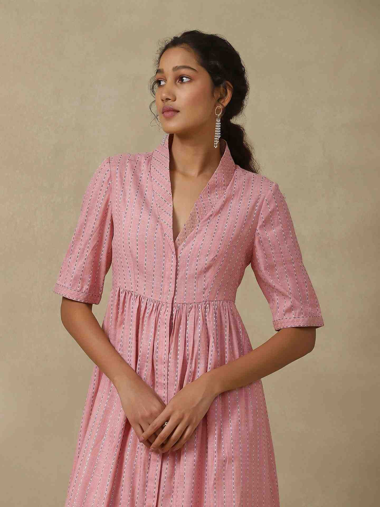Peach Aiza Solid Kurta Set