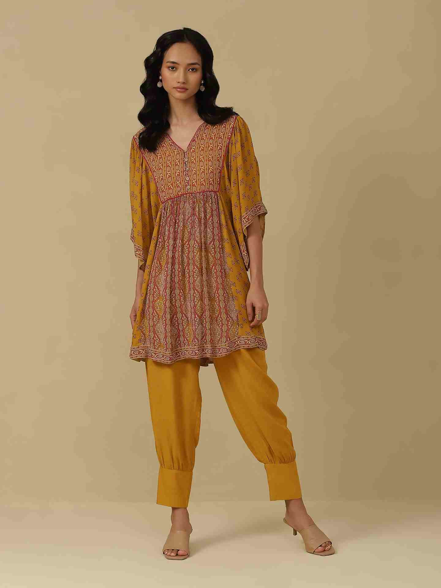 Fuschia Areej Kurta Set