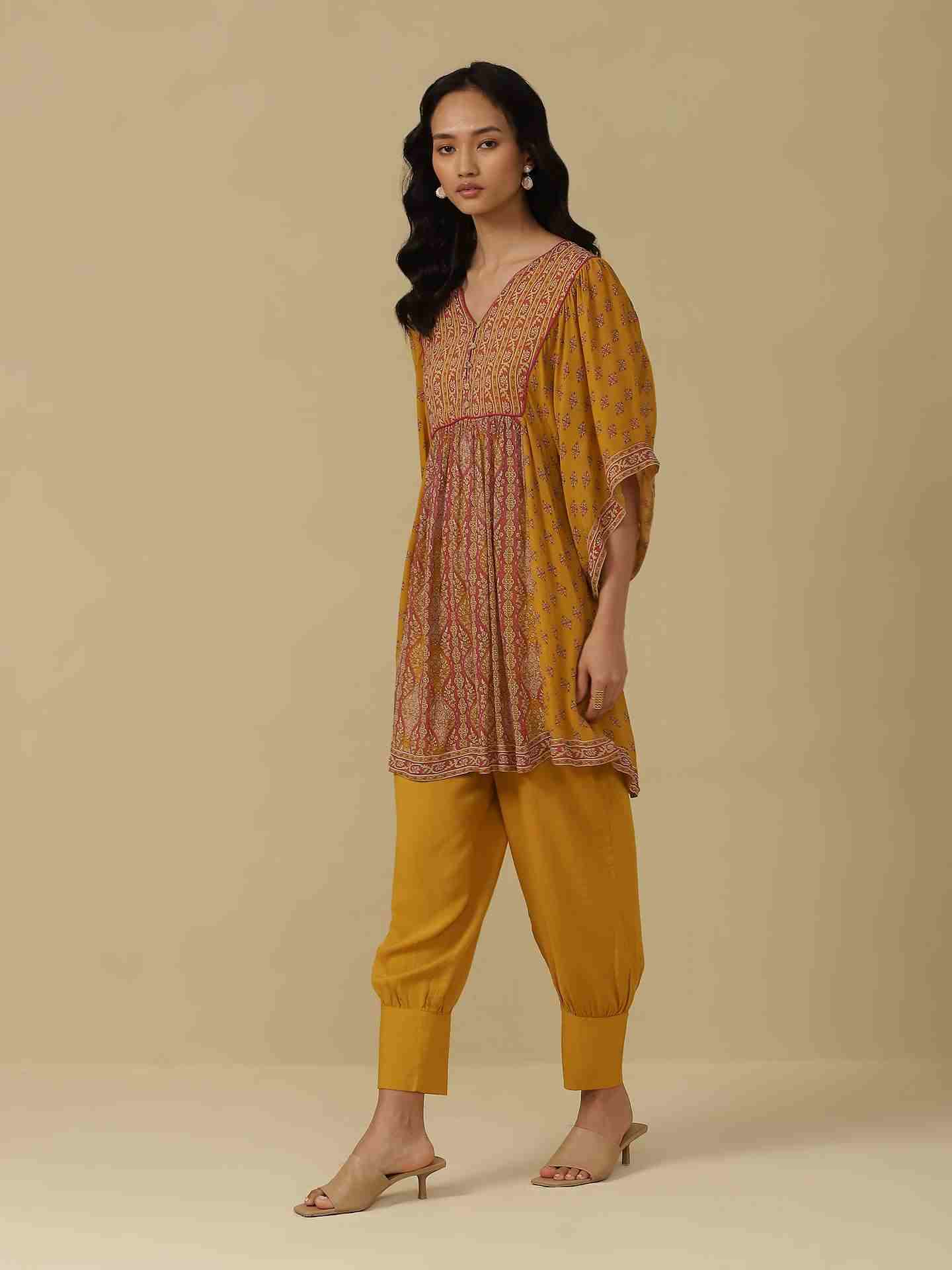 Fuschia Areej Kurta Set