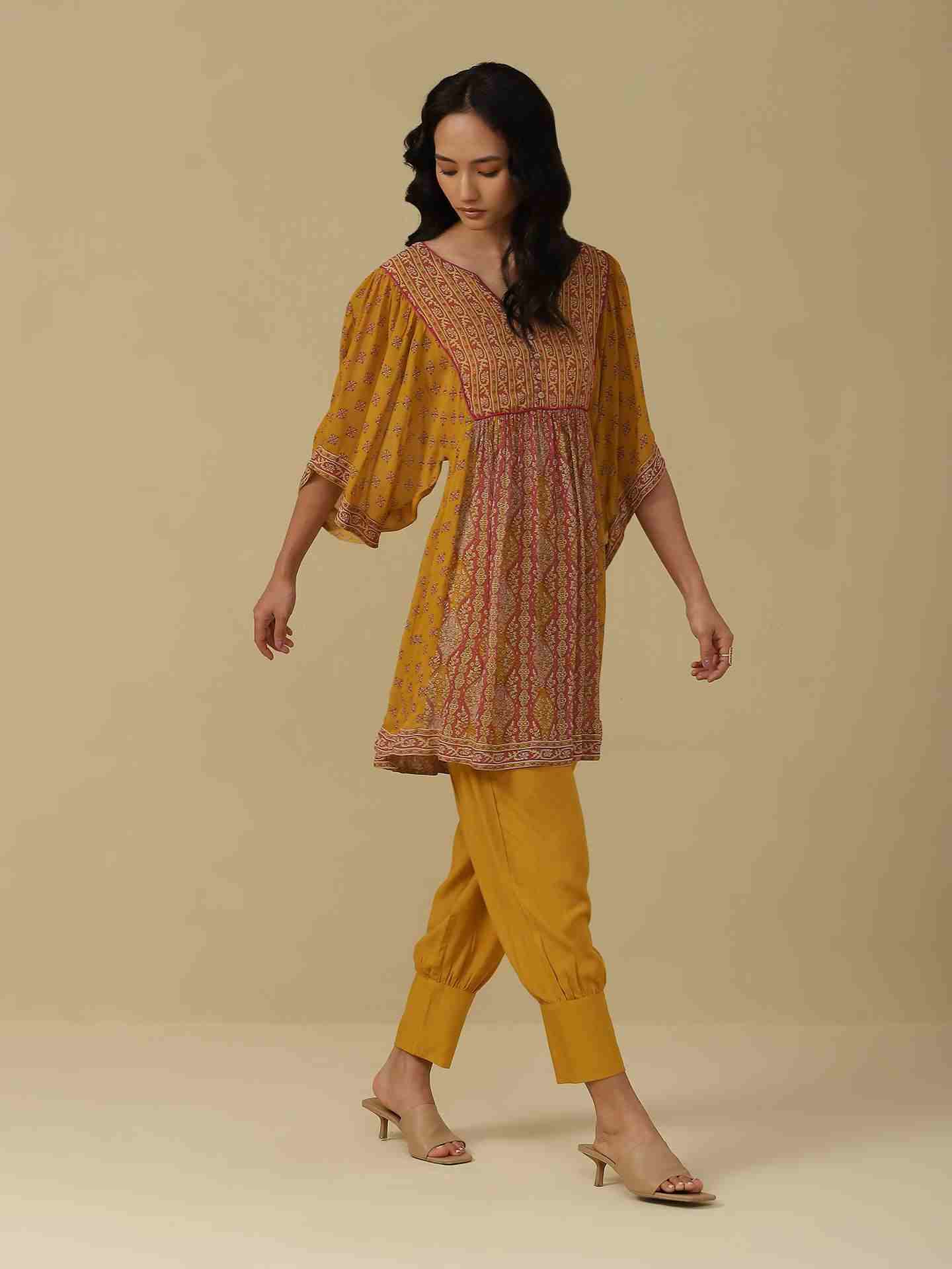 Fuschia Areej Kurta Set