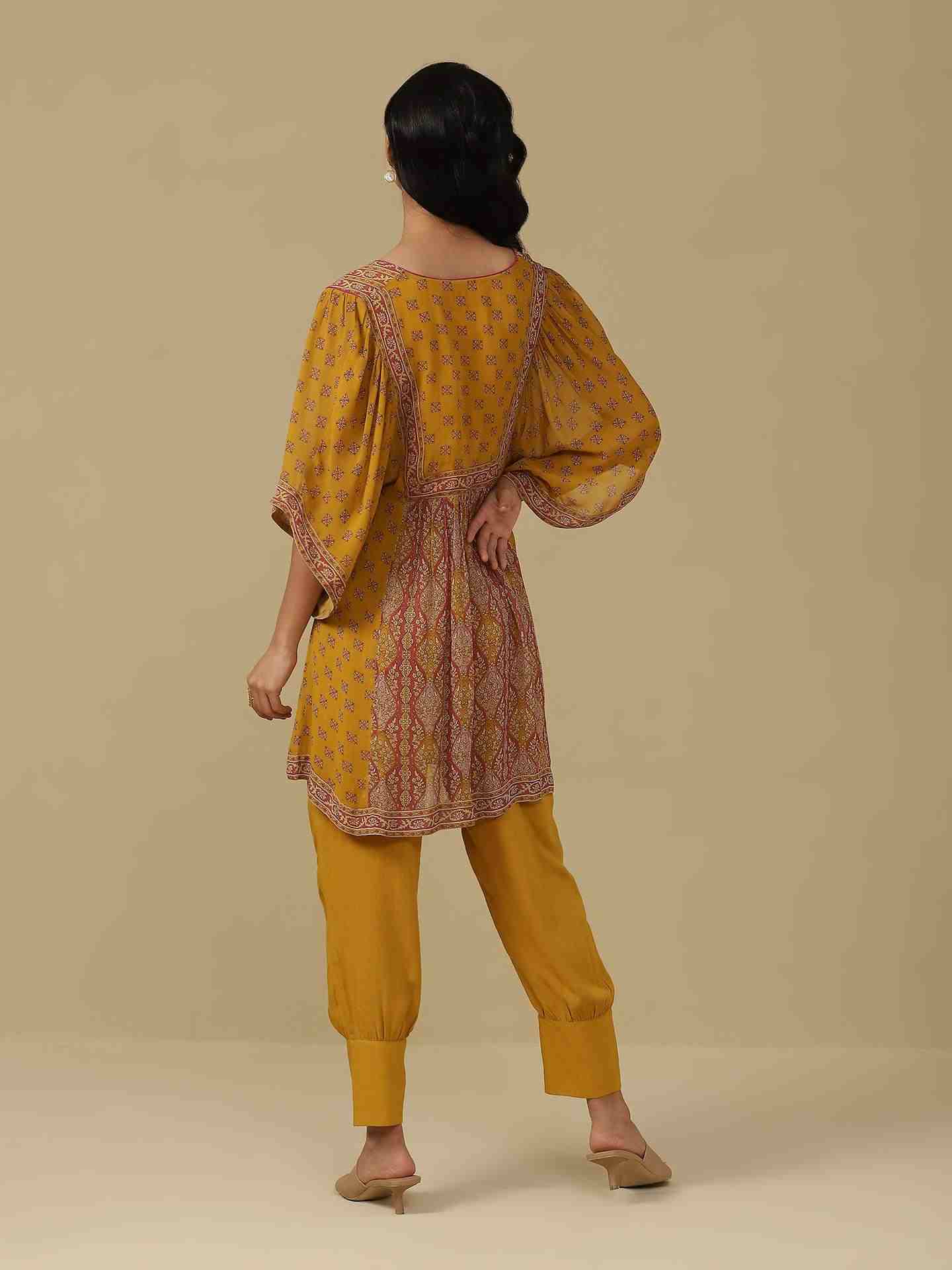 Fuschia Areej Kurta Set