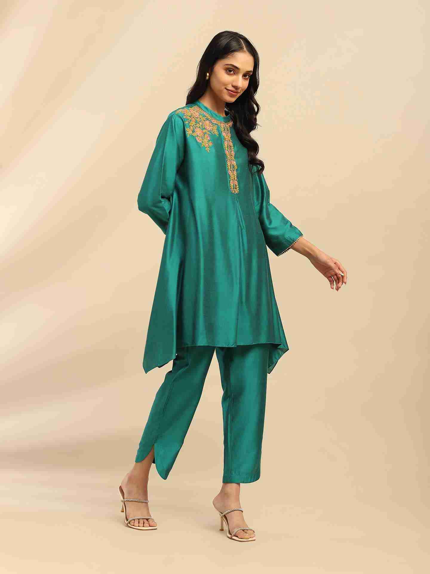 Green Samaira Kurta Set