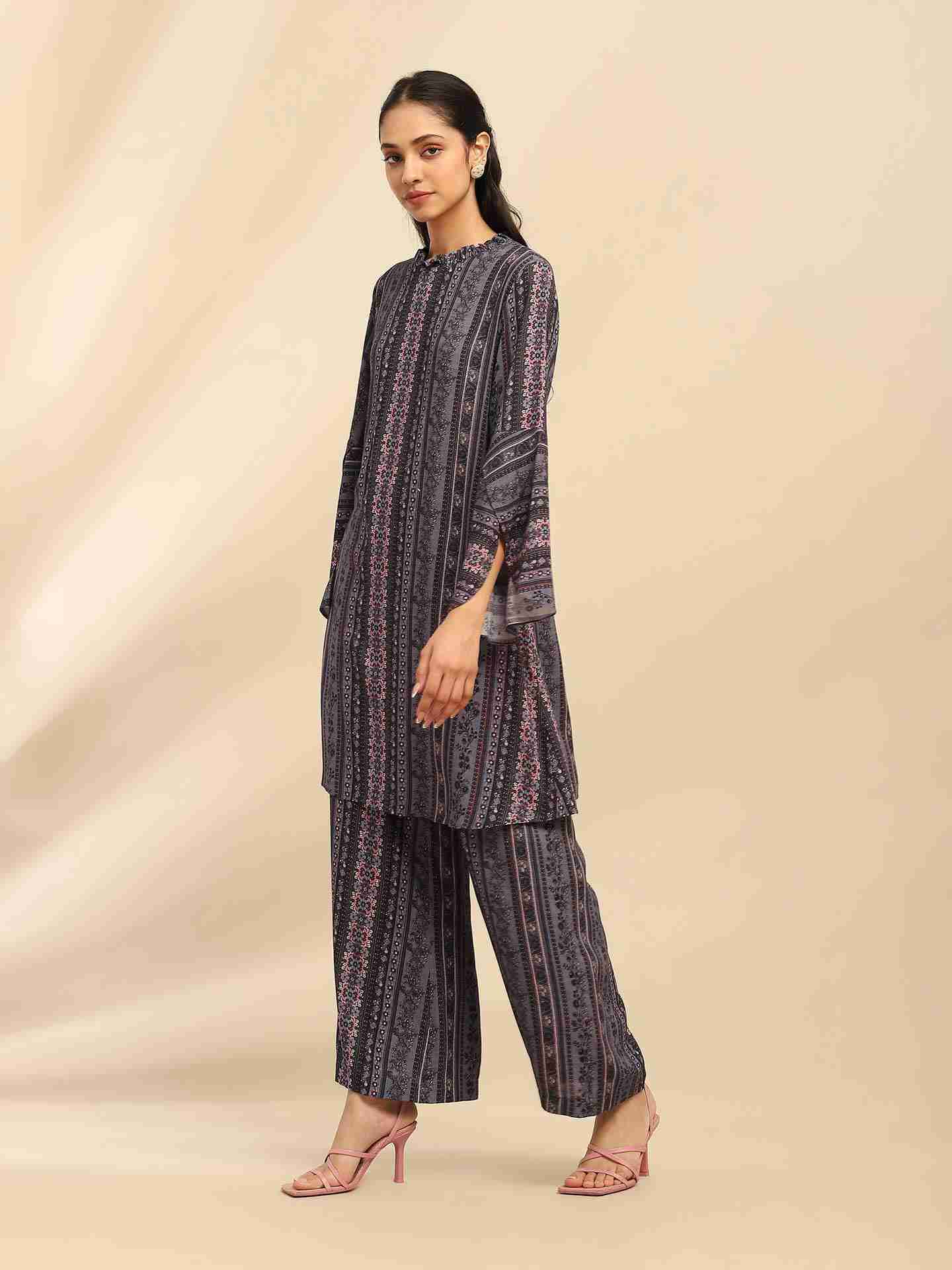 Blue Meera Kurta Set