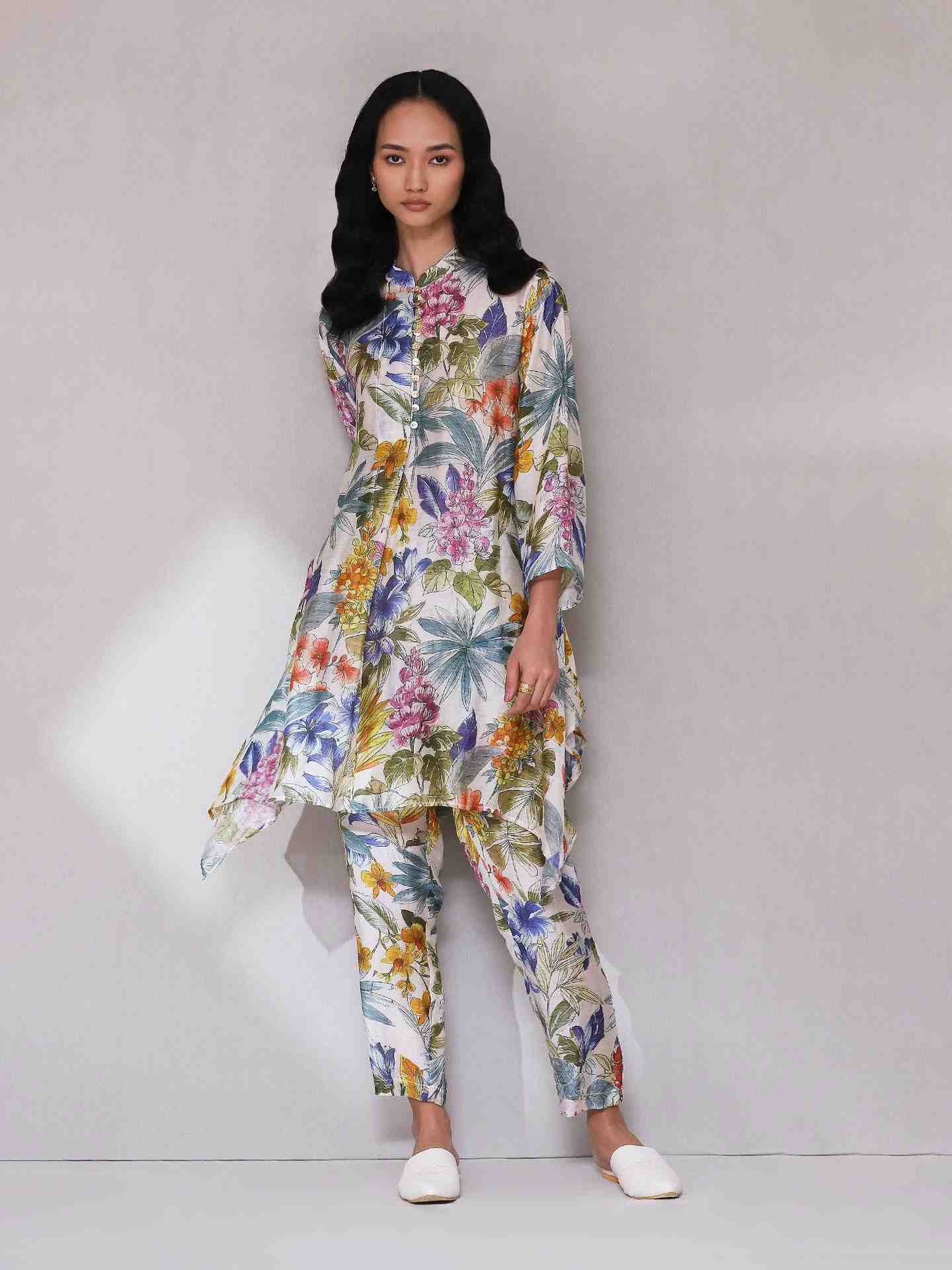 White Multi Tijana Floral Kurta Set