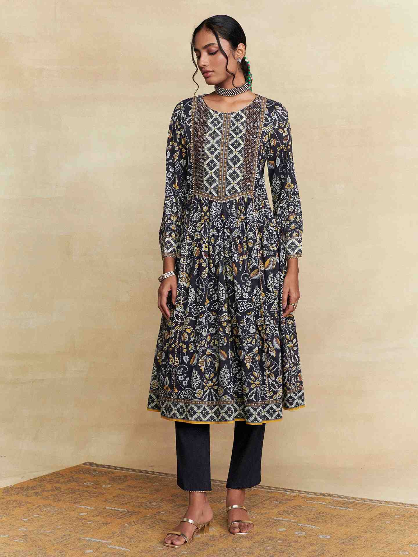 Brown Desert Rose Suit Set