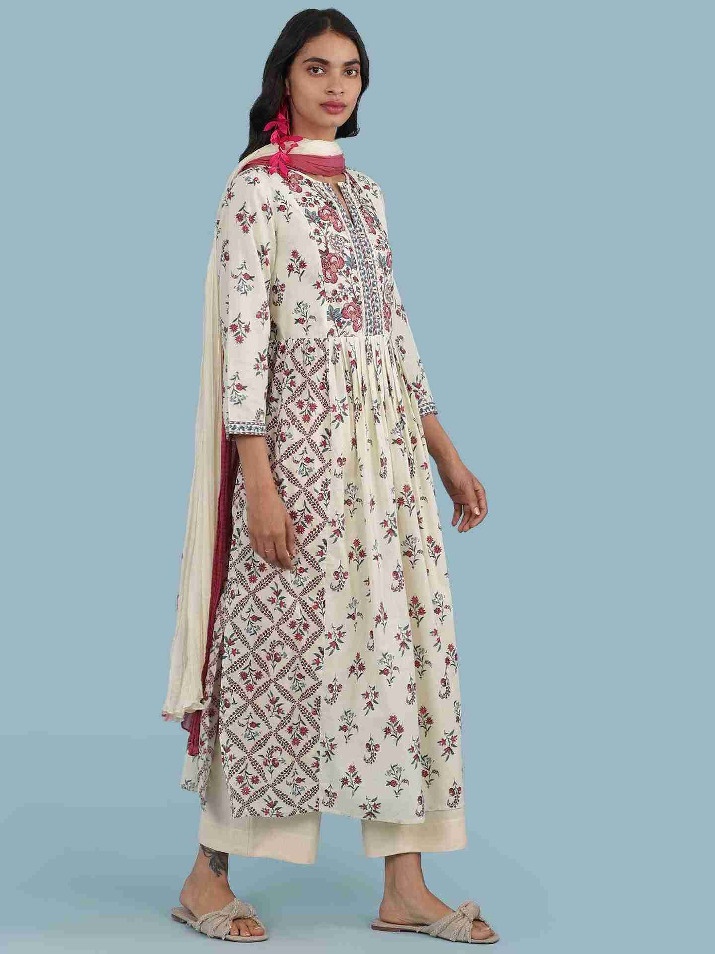 Ecru Amoli Suit Set