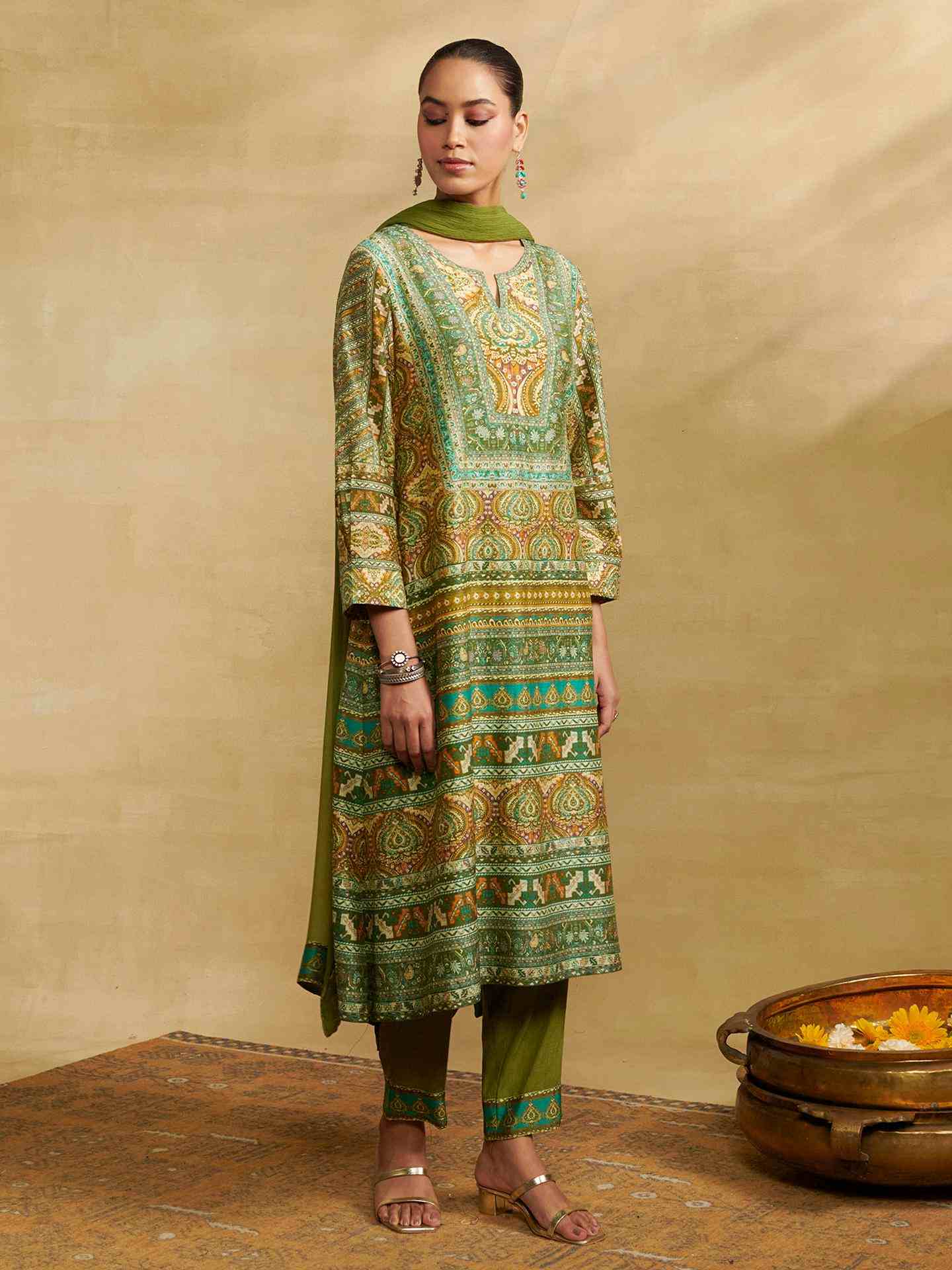 Green Wanderlust Suit Set