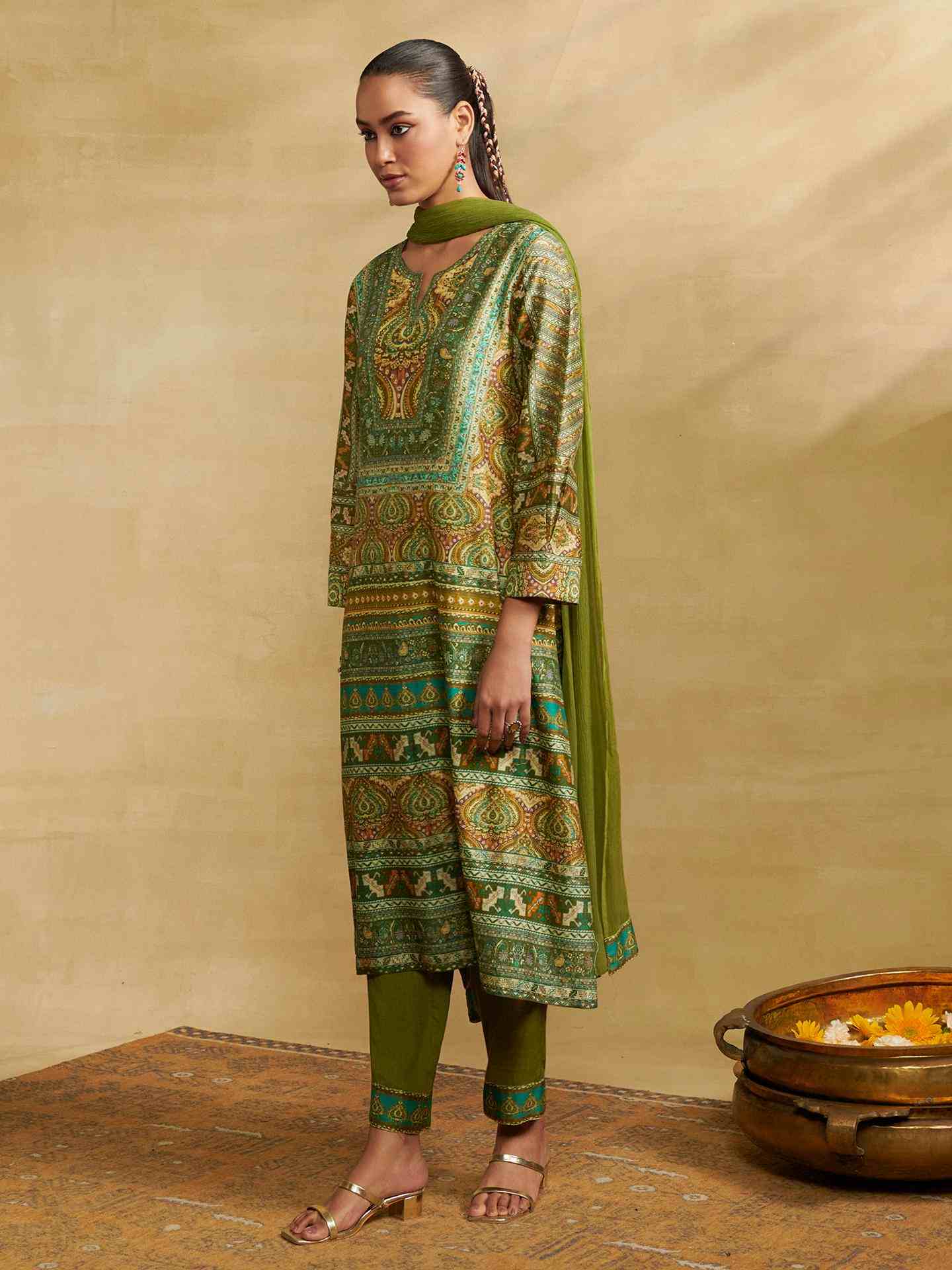 Green Wanderlust Suit Set