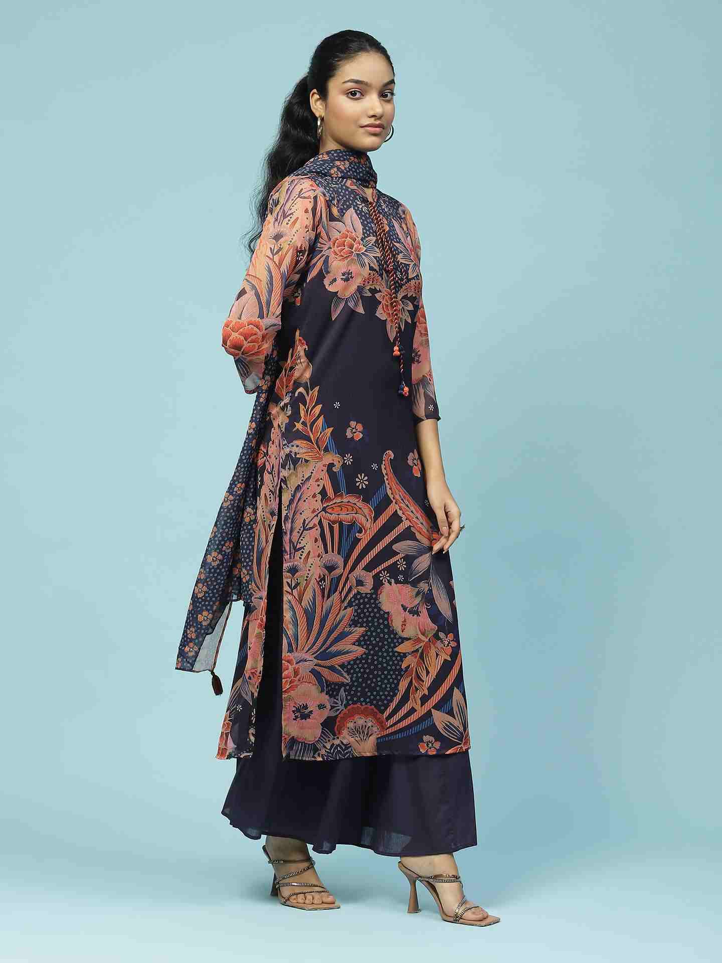 Navy Blue Vaasvi Suit Set