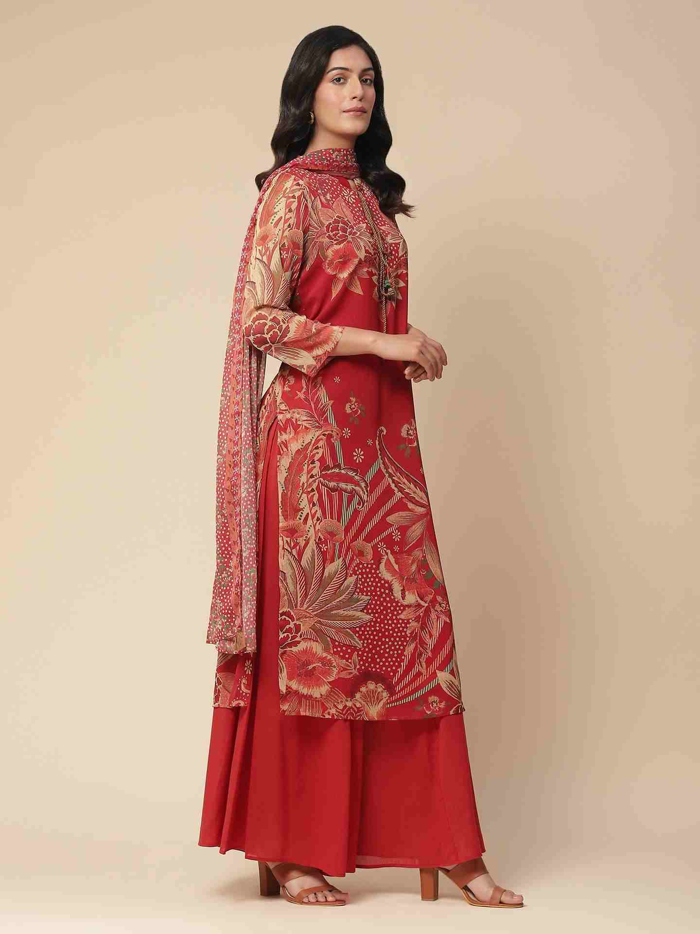 Orange Vaasvi Suit Set