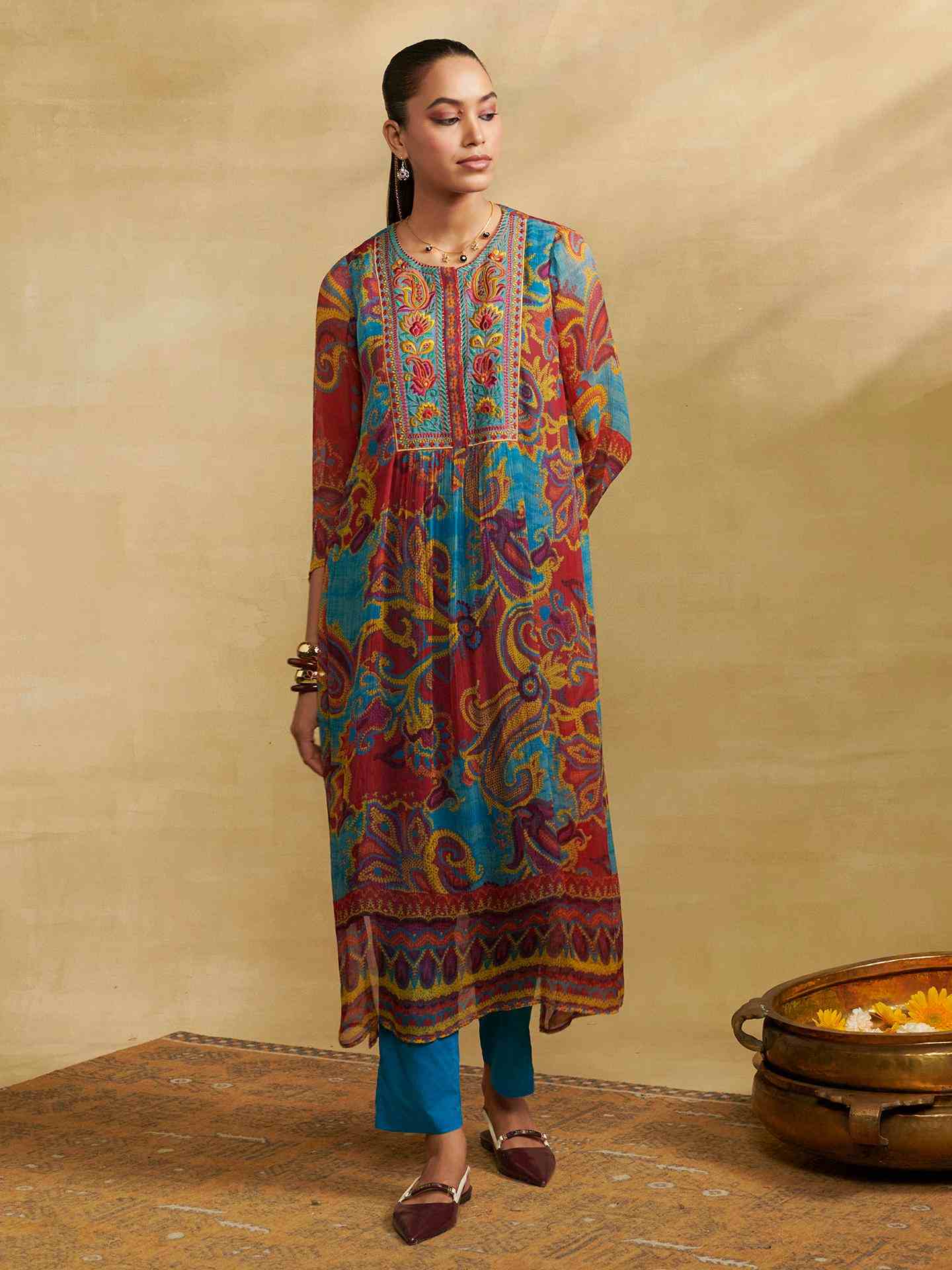 Turquoise Petal Paisley Suit Set