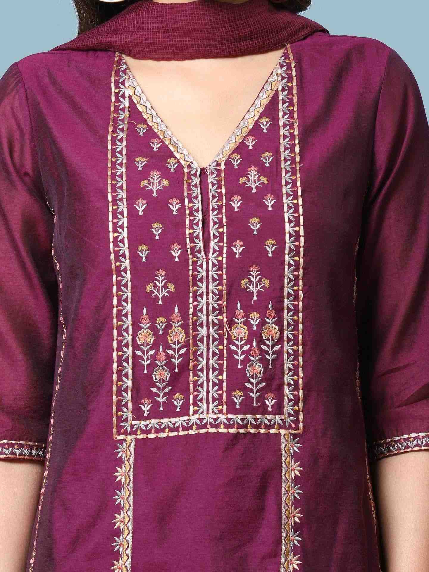 Voilet Pankhuri Suit Set