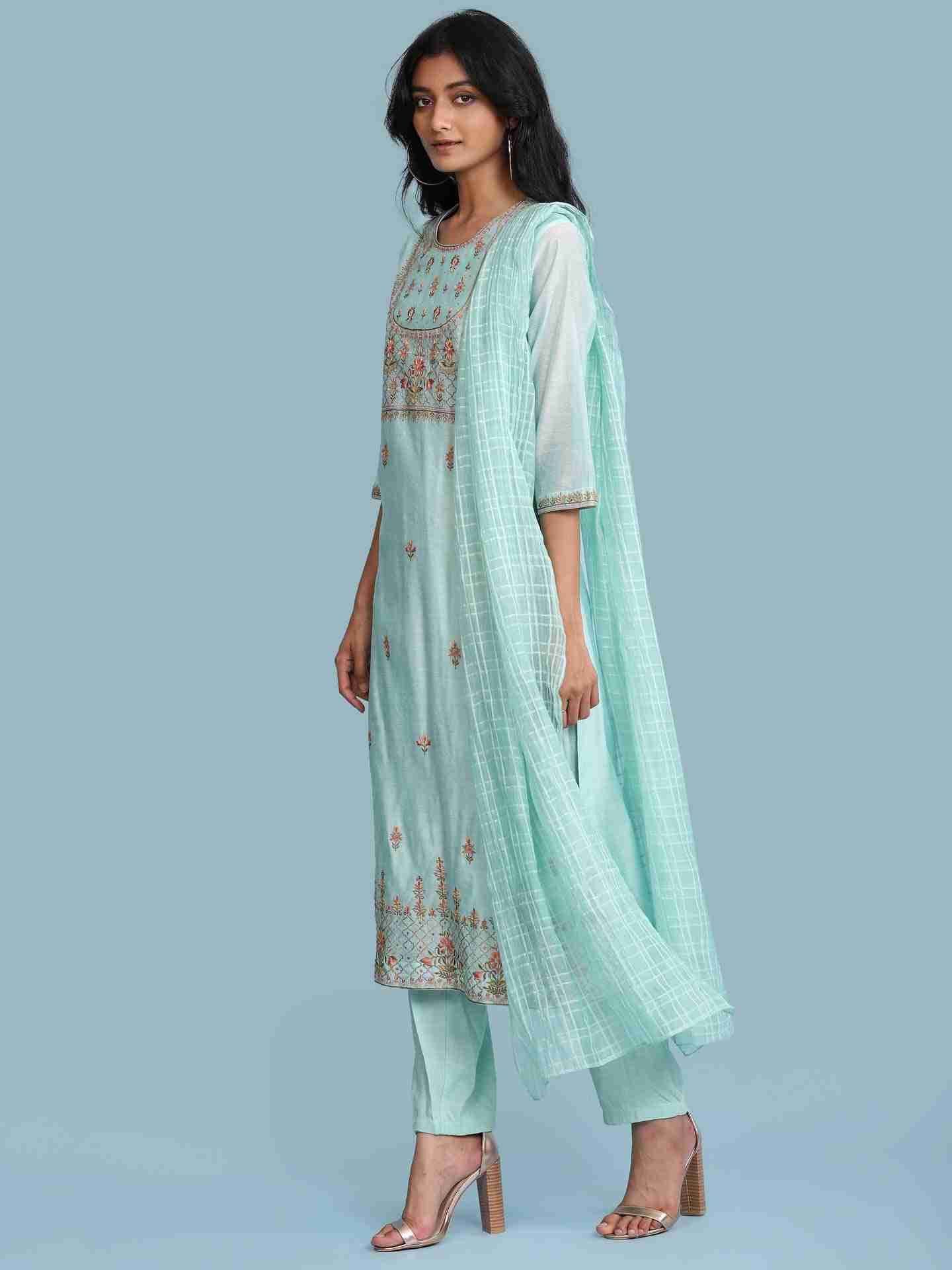 Sky Blue Moah Suit Set