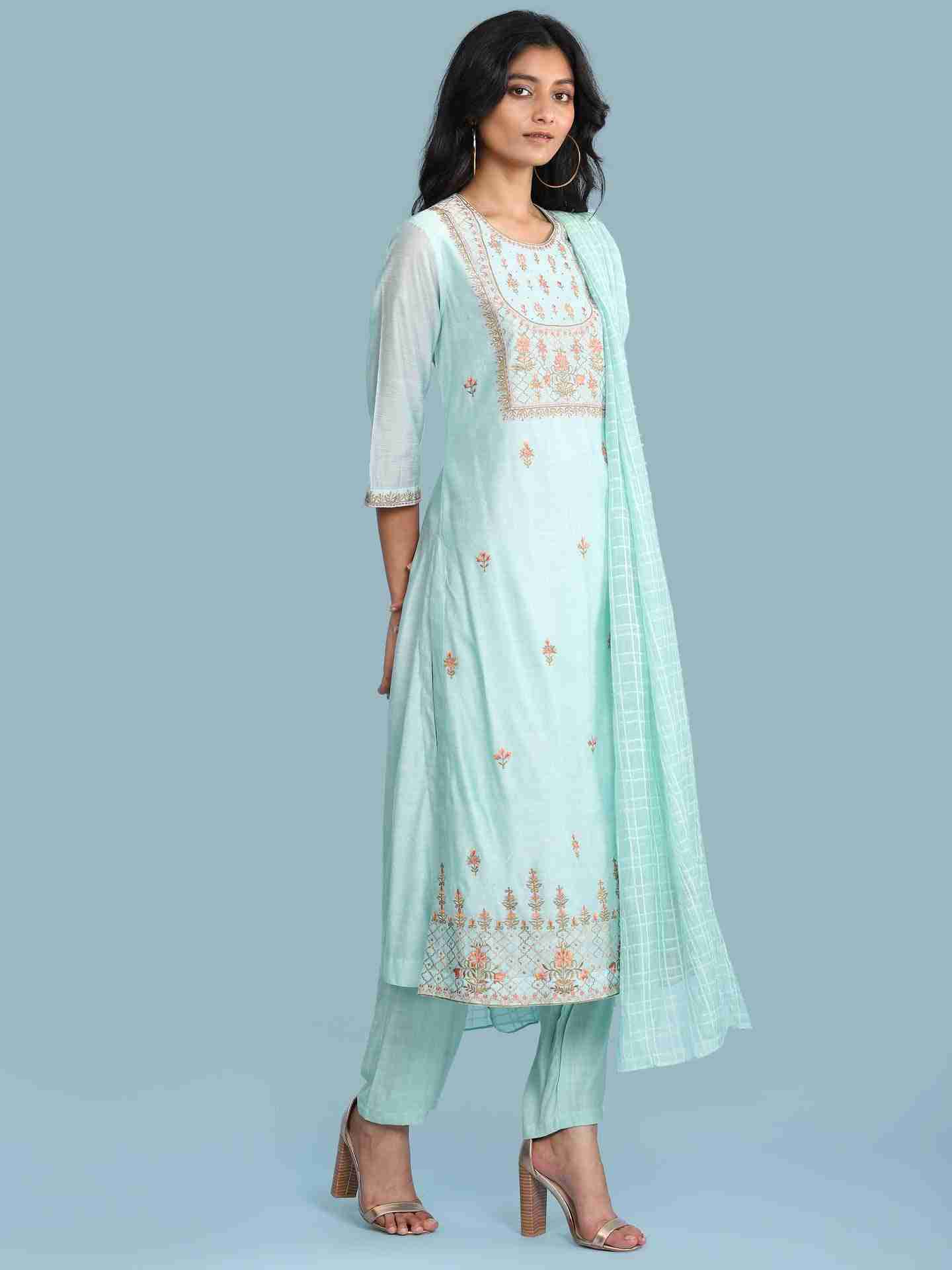 Sky Blue Moah Suit Set