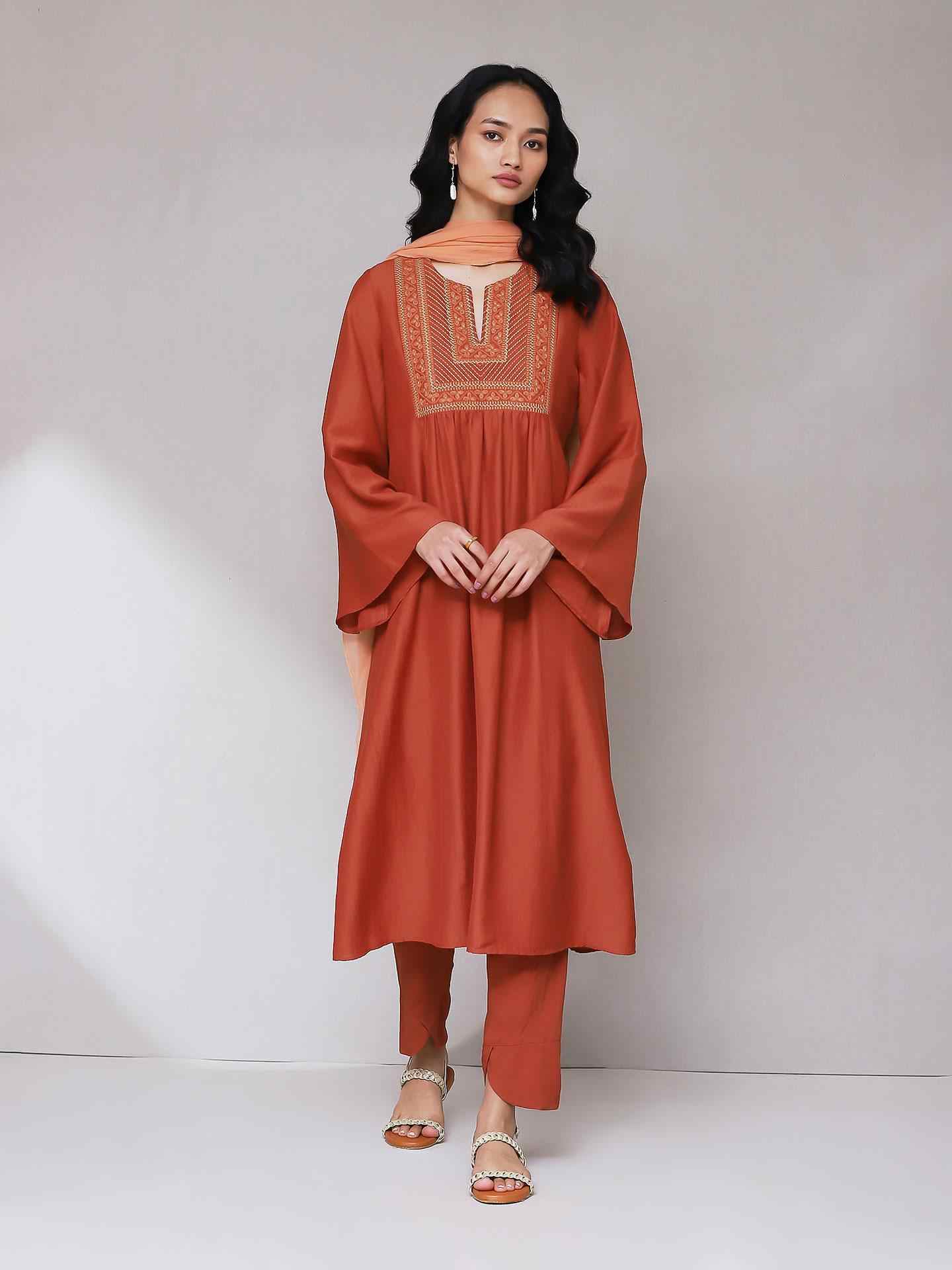 Coral Raisa Solid Suit Set