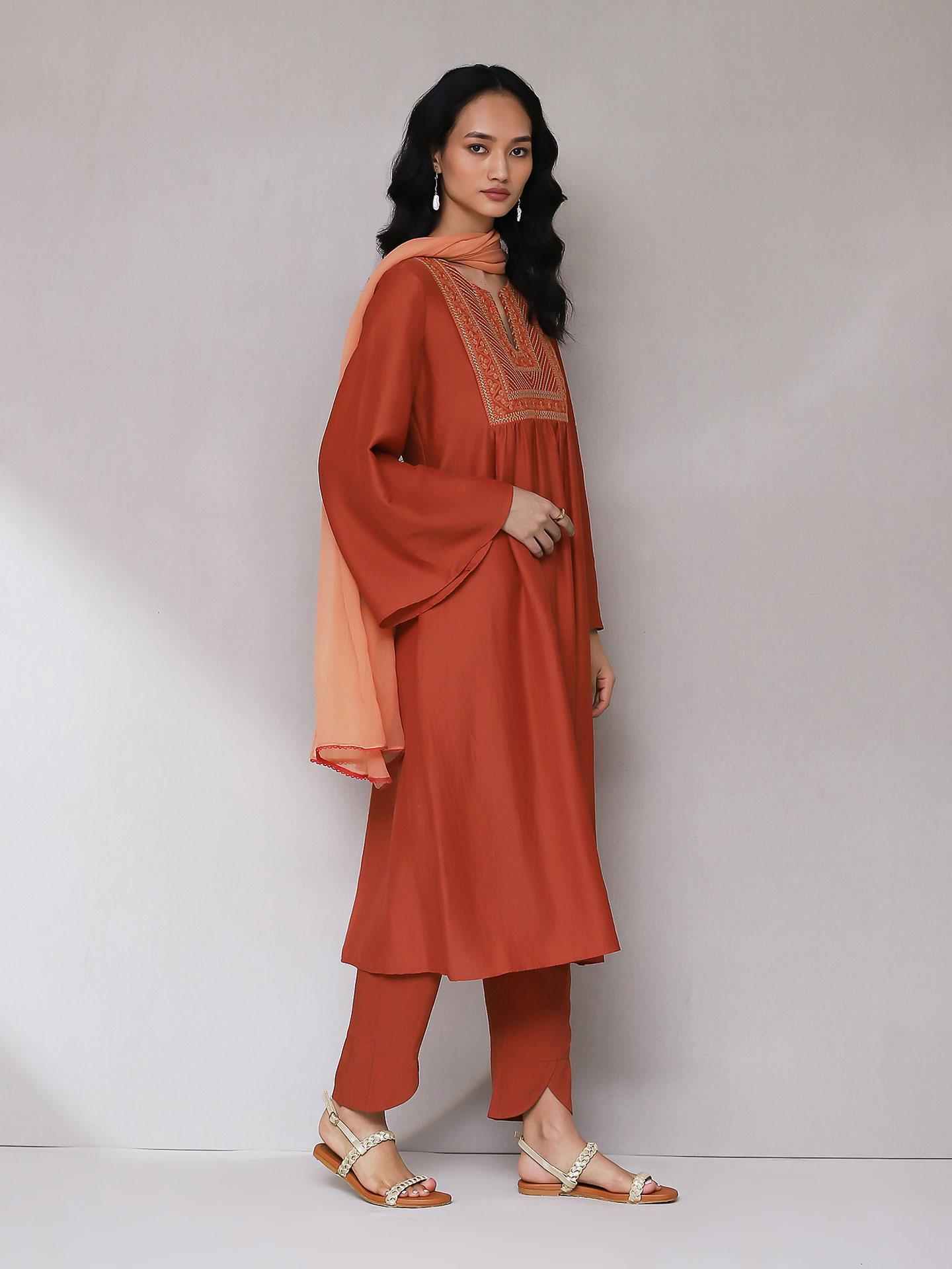 Coral Raisa Solid Suit Set