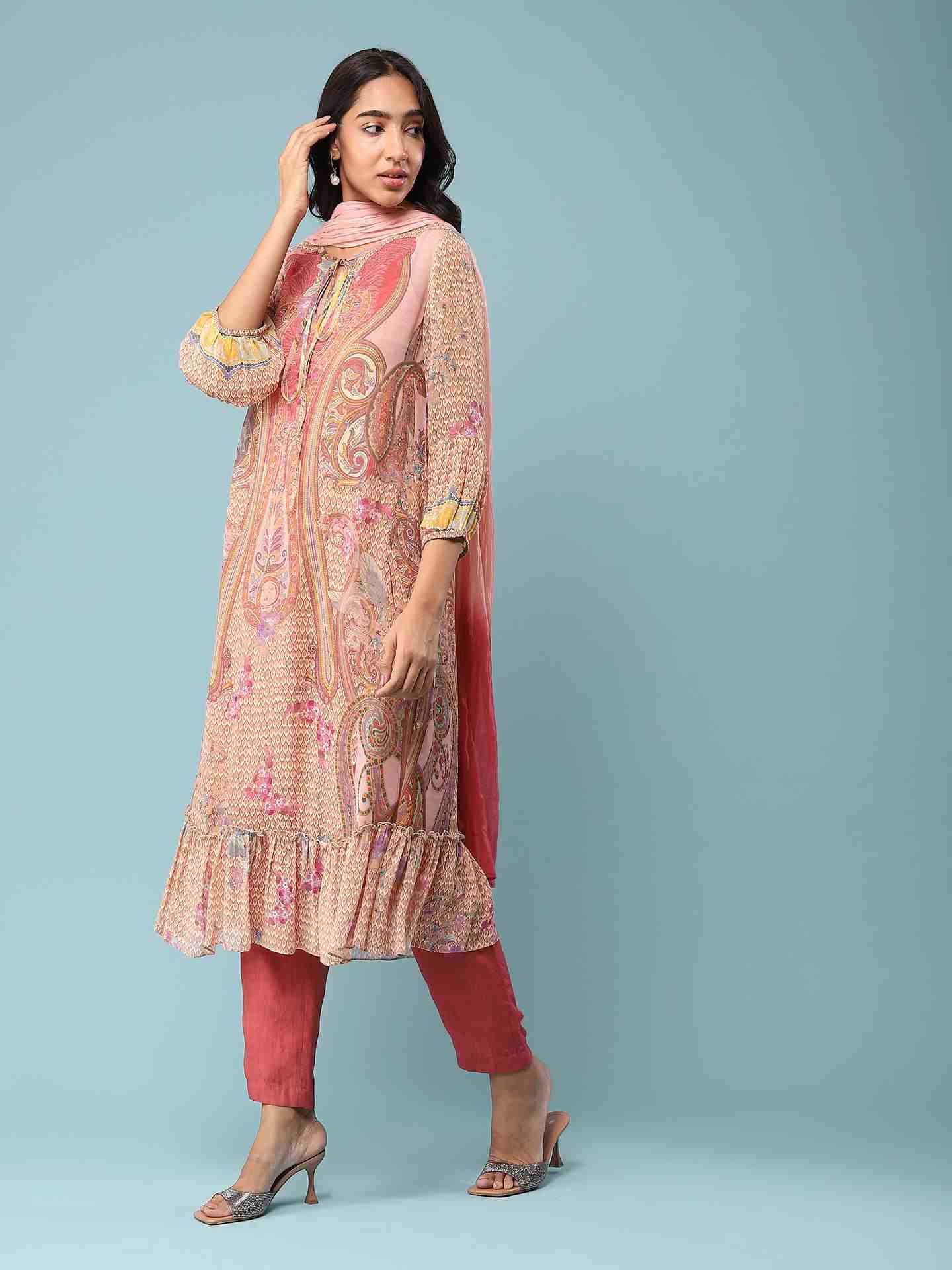 Pink Nooraniyat Suit Set
