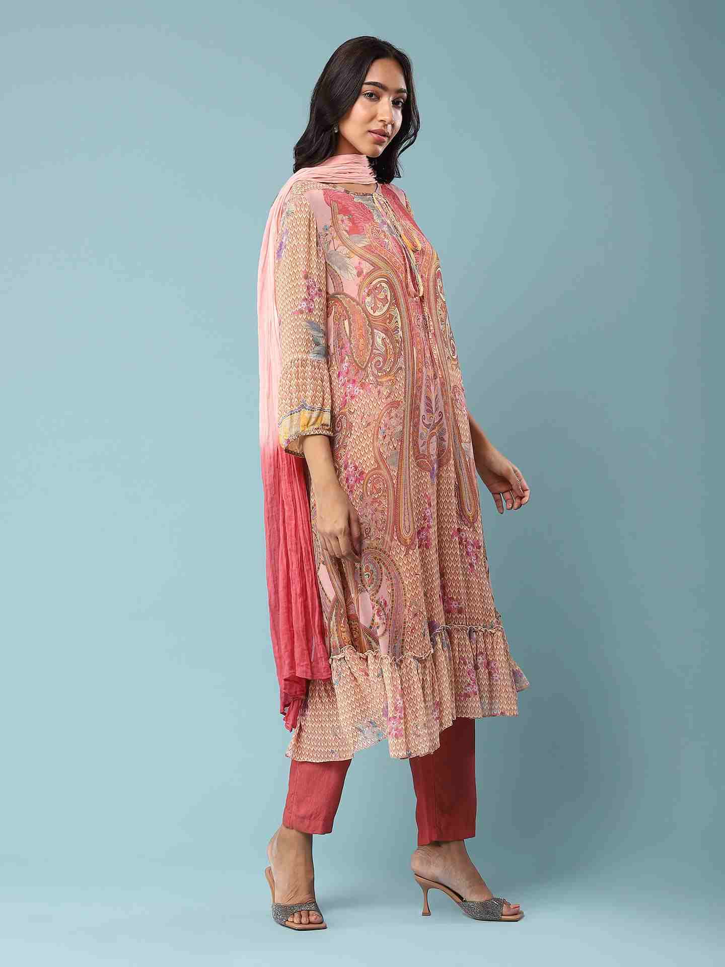 Pink Nooraniyat Suit Set
