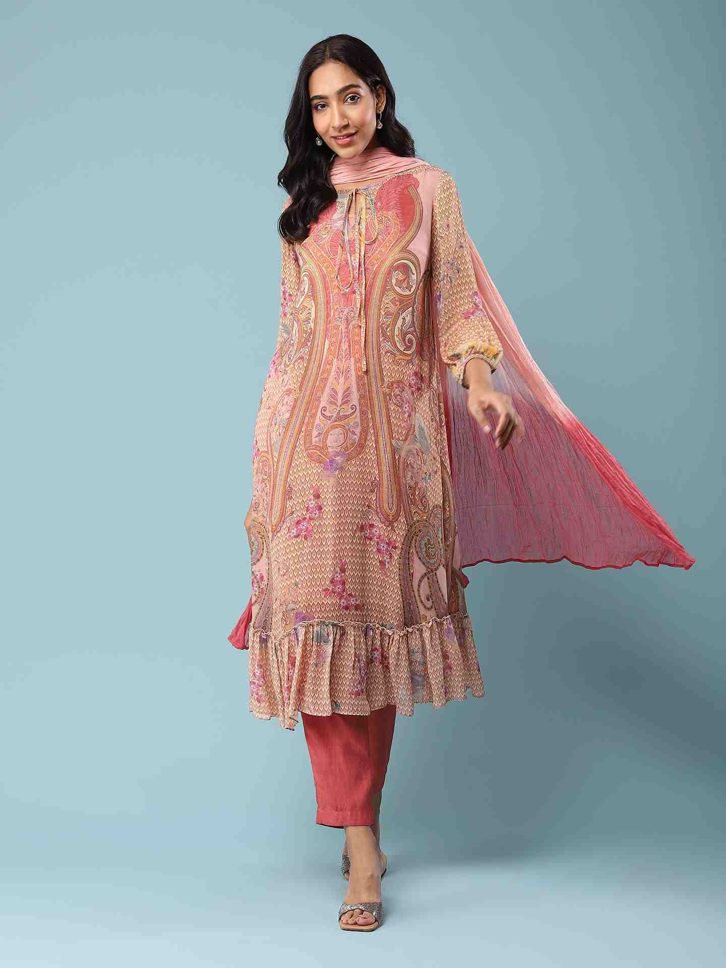 Pink Nooraniyat Suit Set