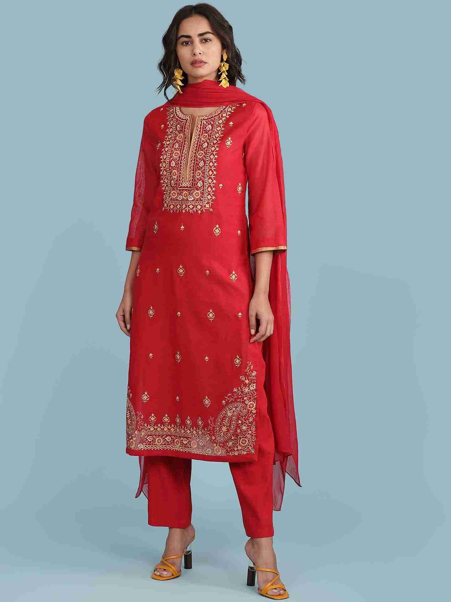 Red Natali Suit Set