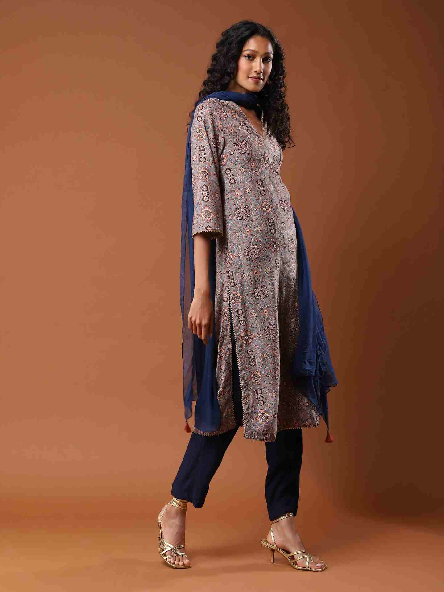 Grey Sanduri Suit Set